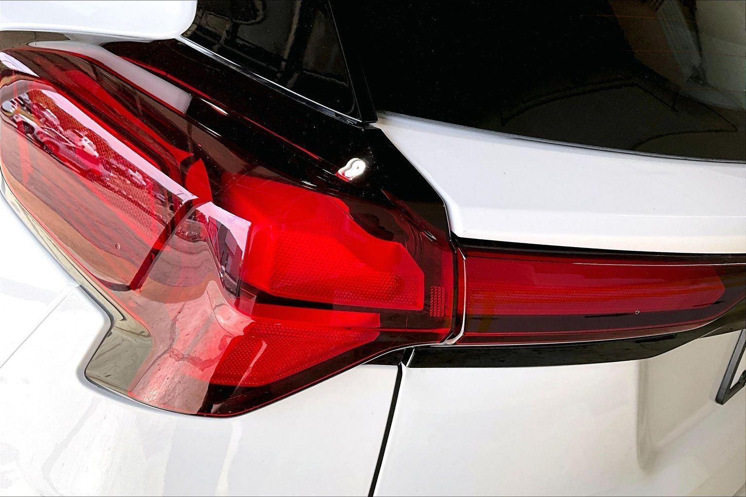 2027 Chevrolet Bolt LT - Photo 33