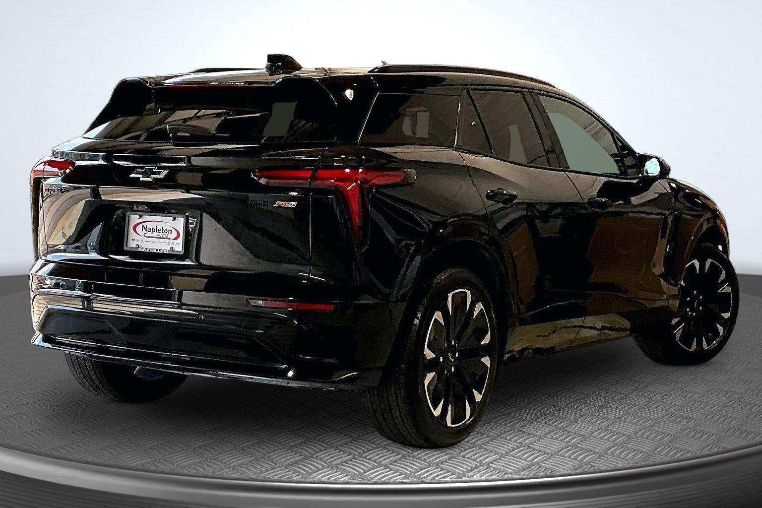 Used 2024 Chevrolet Blazer EV RS with VIN 3GNKDCRJXRS220642 for sale in St. Charles, IL