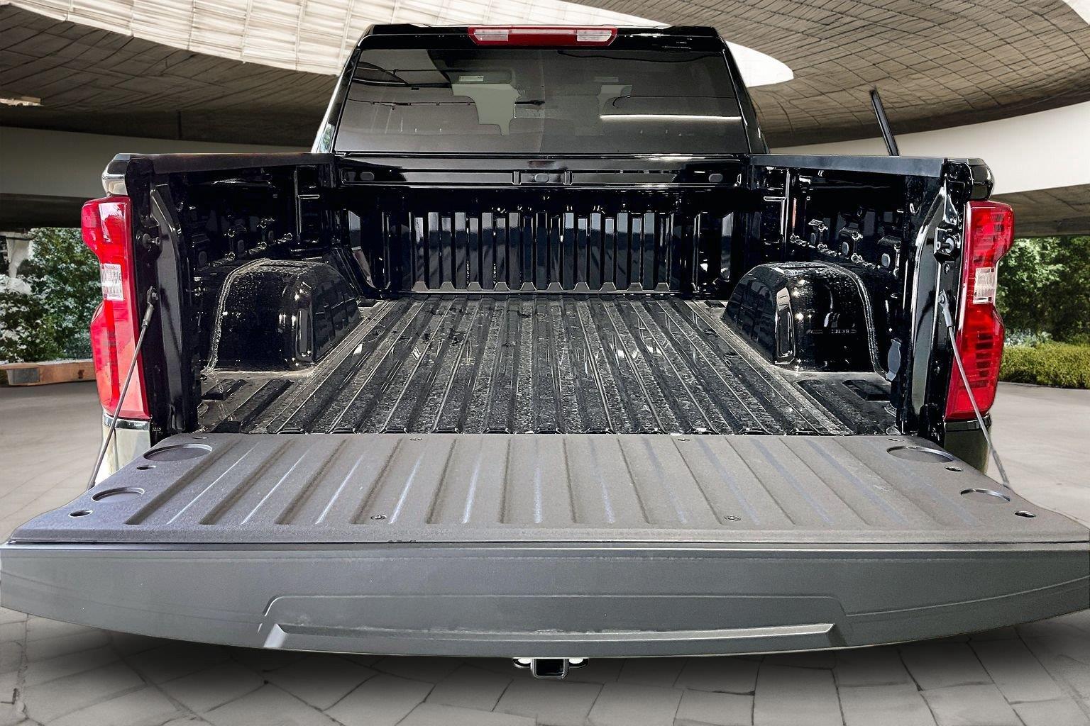 2026 Chevrolet Silverado 1500 LT - Photo 5