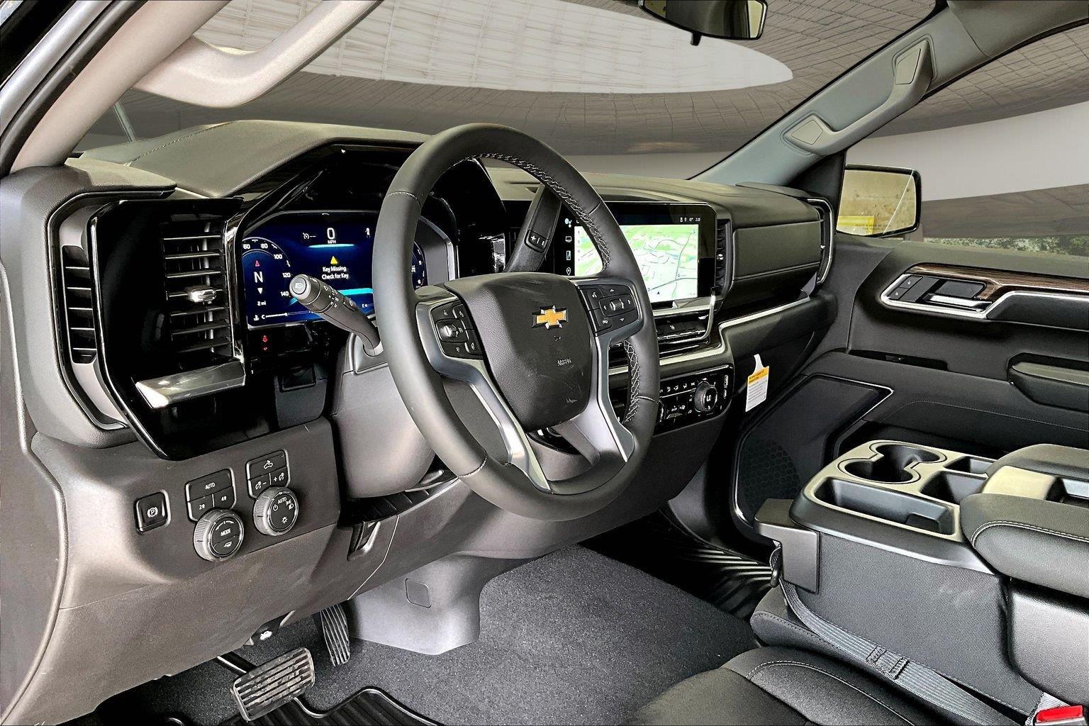 2026 Chevrolet Silverado 1500 LT - Photo 8