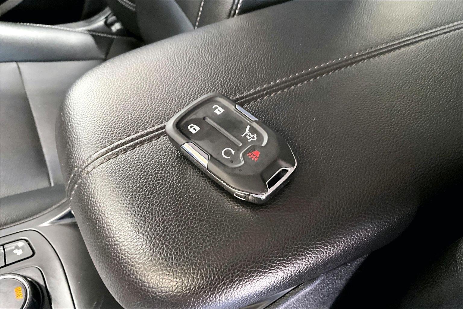 2024 GMC Terrain SLT - Photo 11