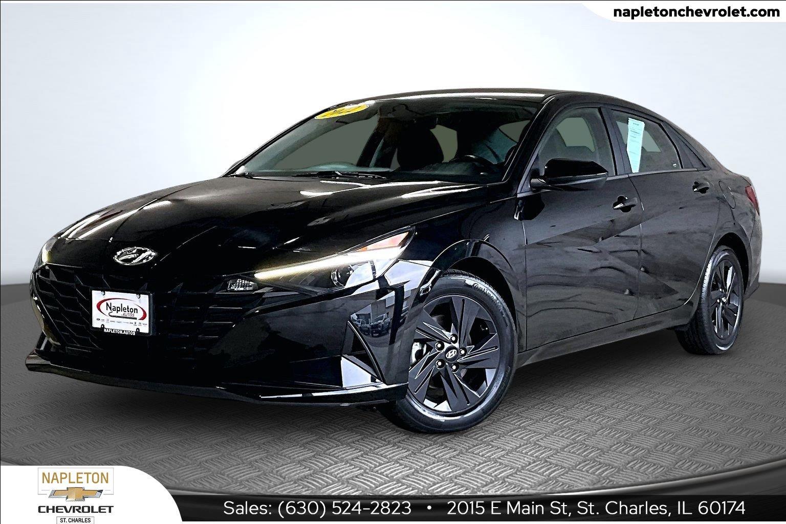 Phantom Black 2022 Hyundai Elantra Sedan Front-Wheel Drive Continuously Variable Transmission