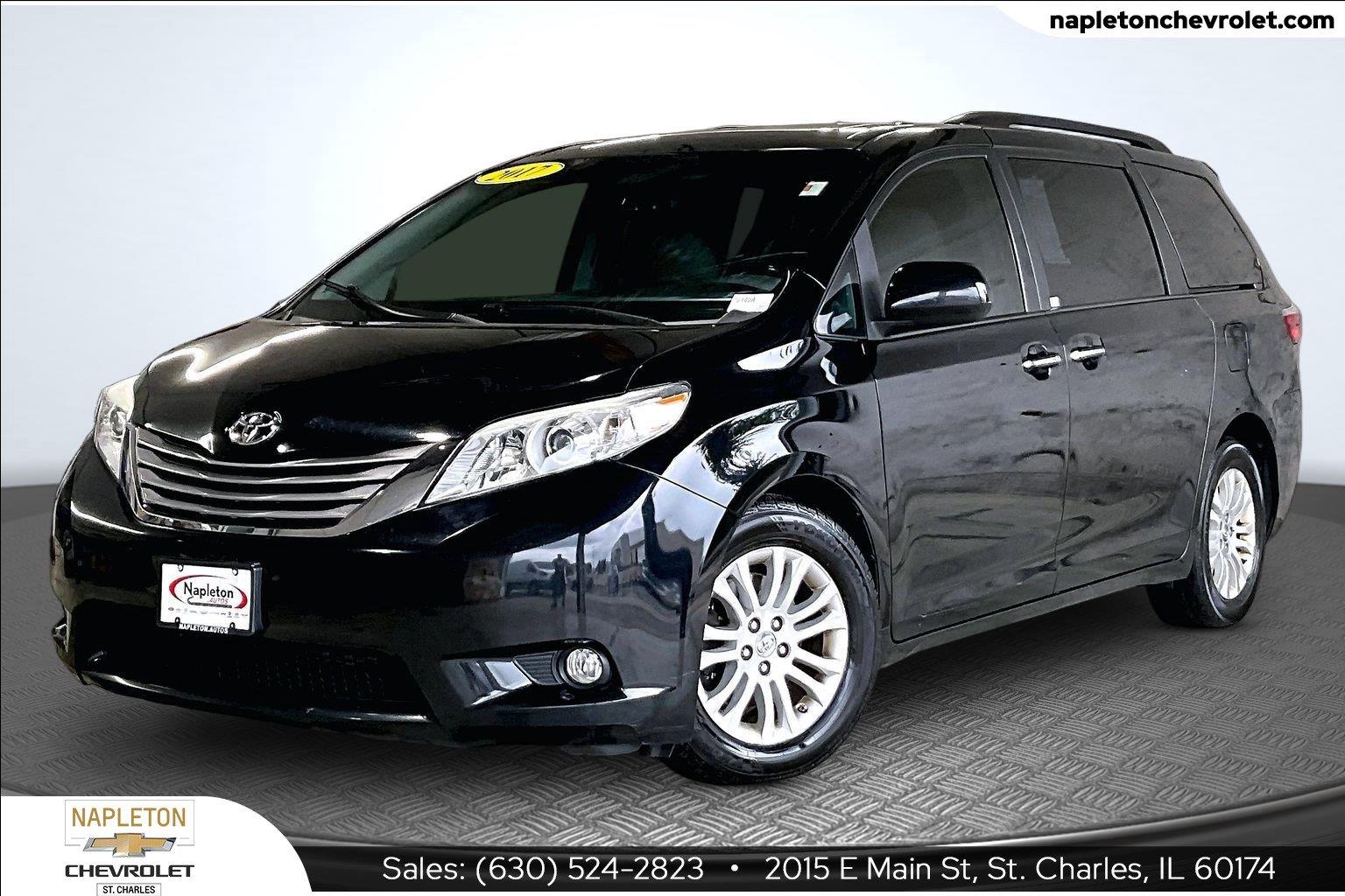 Midnight Black Metallic 2017 Toyota Sienna Minivan Front-Wheel Drive 8-Speed Automatic