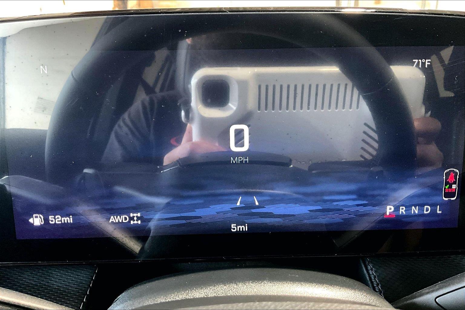 2027 Chevrolet Equinox LT - Photo 27