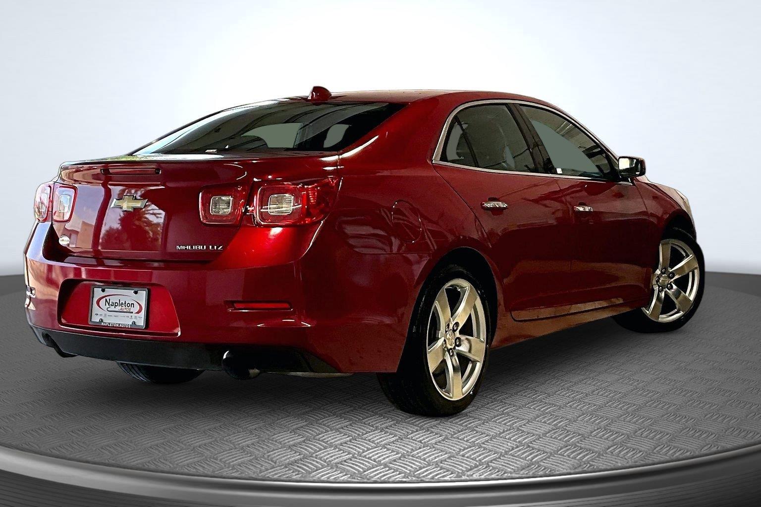 Used 2013 Chevrolet Malibu 2LZ with VIN 1G11J5SX3DF190655 for sale in St. Charles, IL
