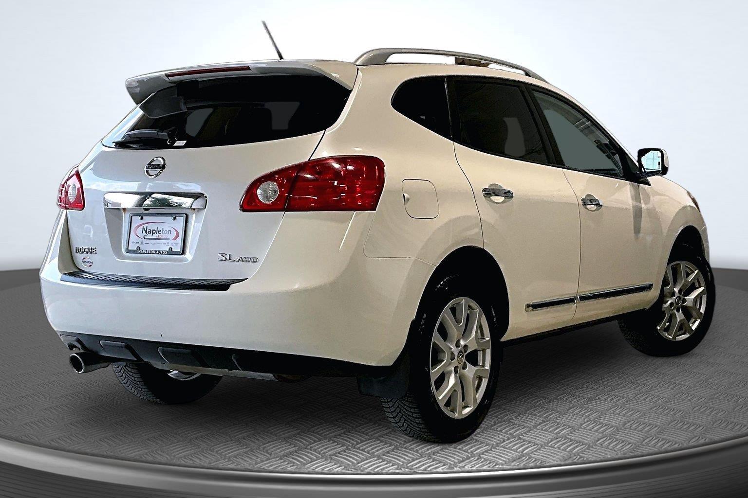 Used 2013 Nissan Rogue SV with VIN JN8AS5MV3DW628739 for sale in St. Charles, IL