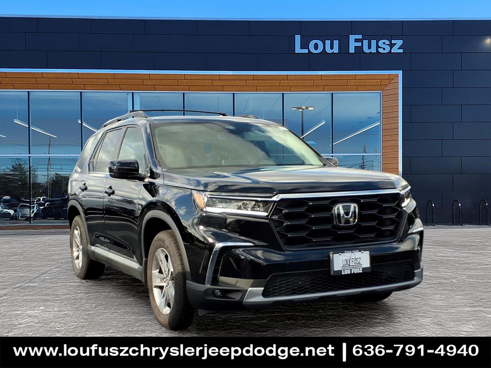 Crystal Black Pearl 2025 Honda Pilot SUV / Crossover All-Wheel Drive Automatic