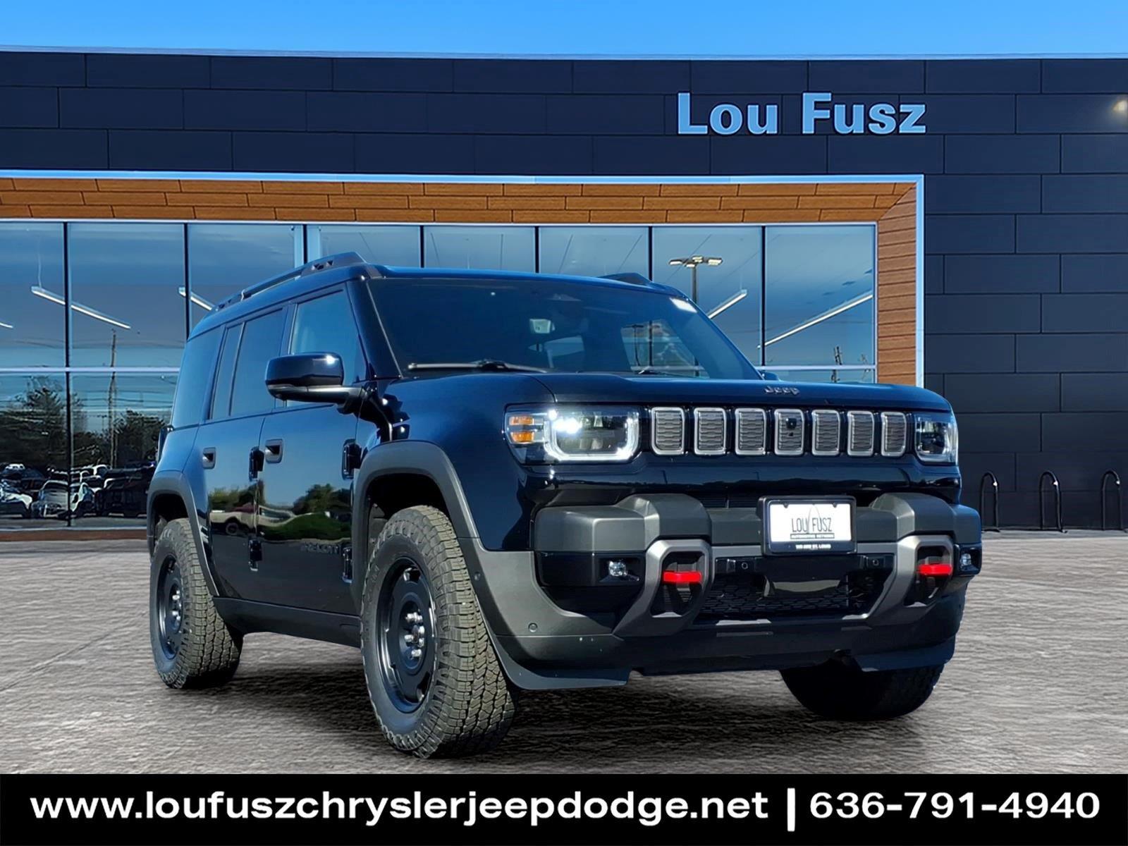 Diamond Black Crystal Pearlcoat 2026 Jeep Recon SUV / Crossover Four-Wheel Drive 1-Speed Automatic