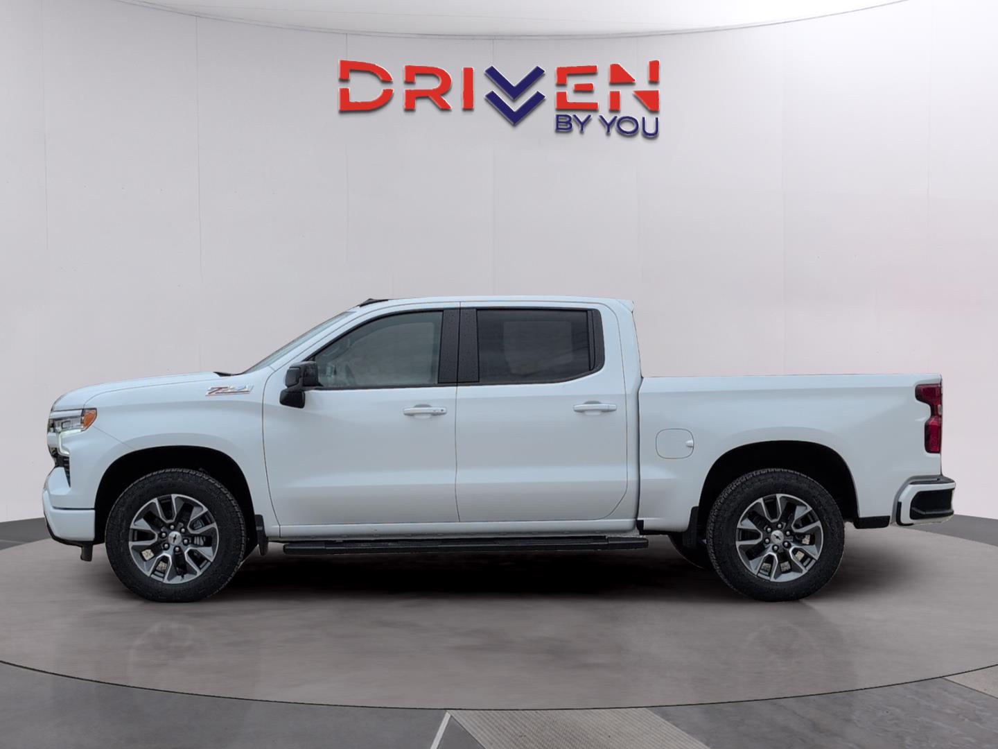 View vehicle photo 2