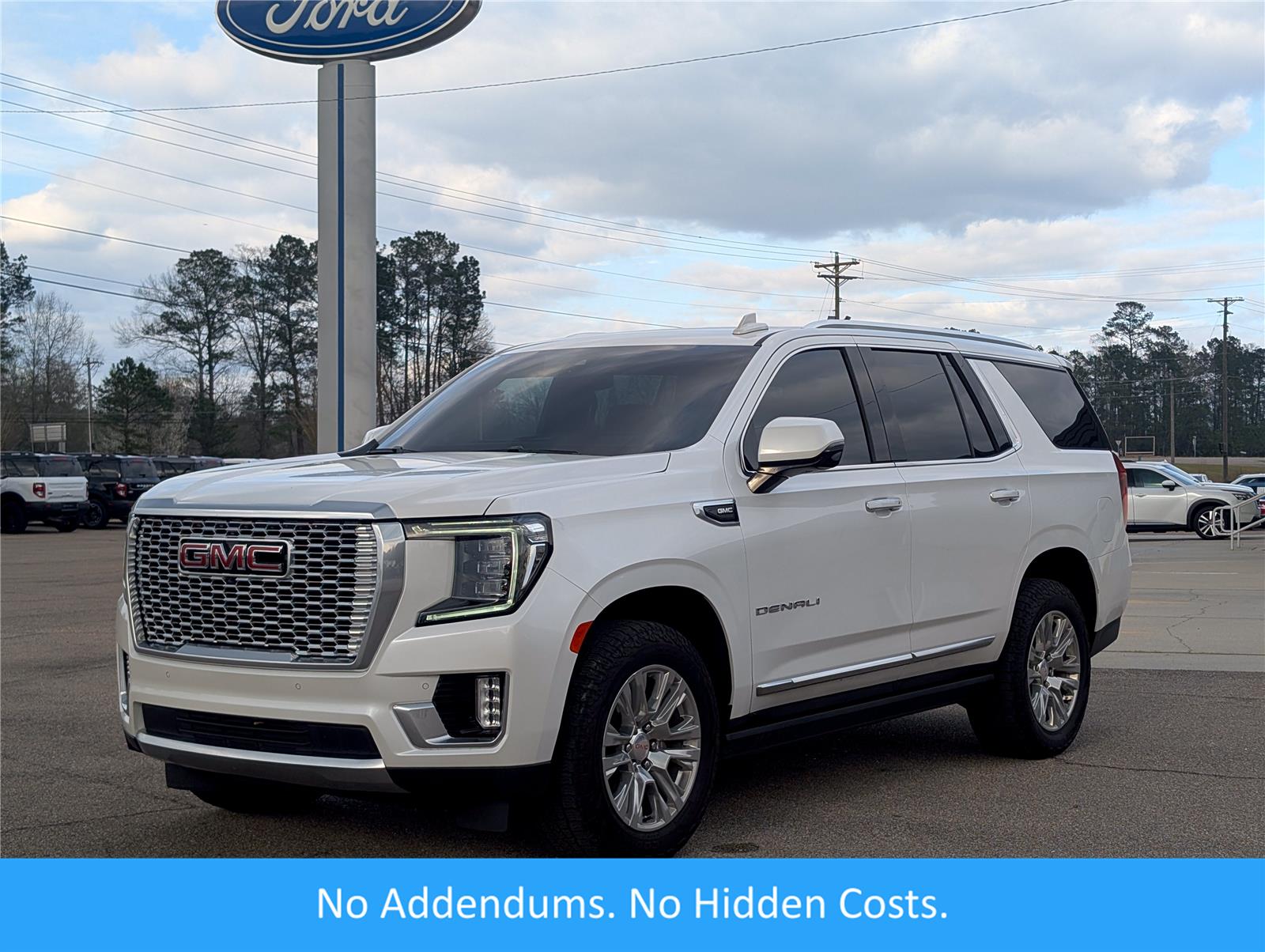 2022 GMC Yukon Denali 4WD