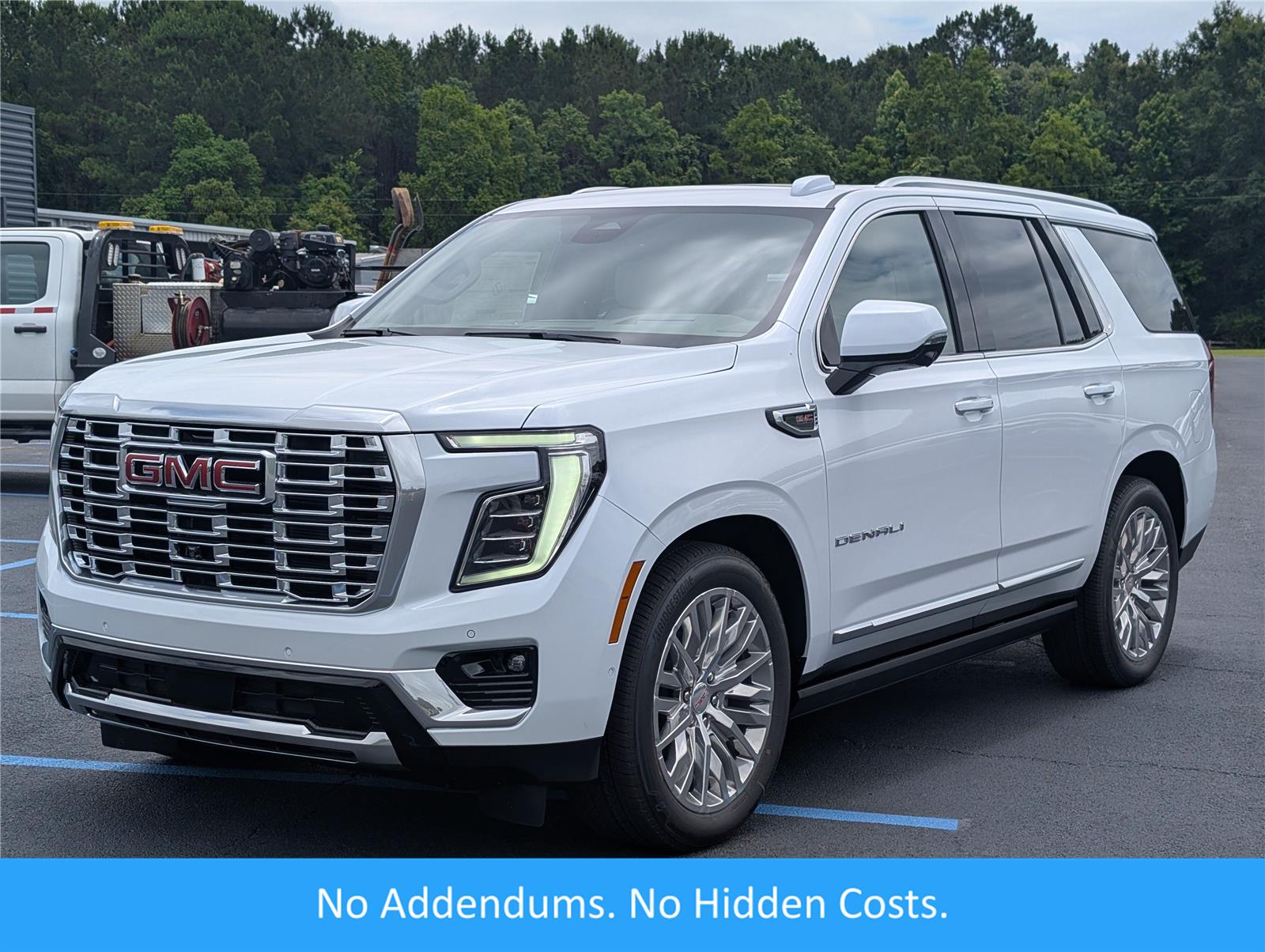 Glacier White Tricoat 2026 GMC Yukon SUV / Crossover Four-Wheel Drive Automatic