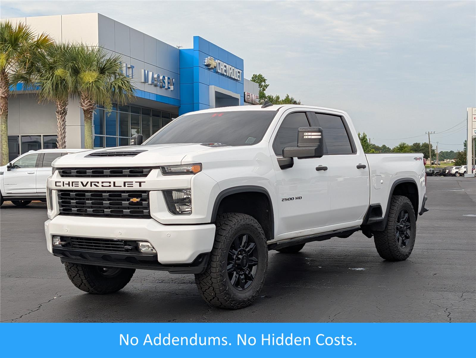 Summit White 2020 Chevrolet Silverado 2500HD Pickup Truck Four-Wheel Drive 6-Speed Automatic