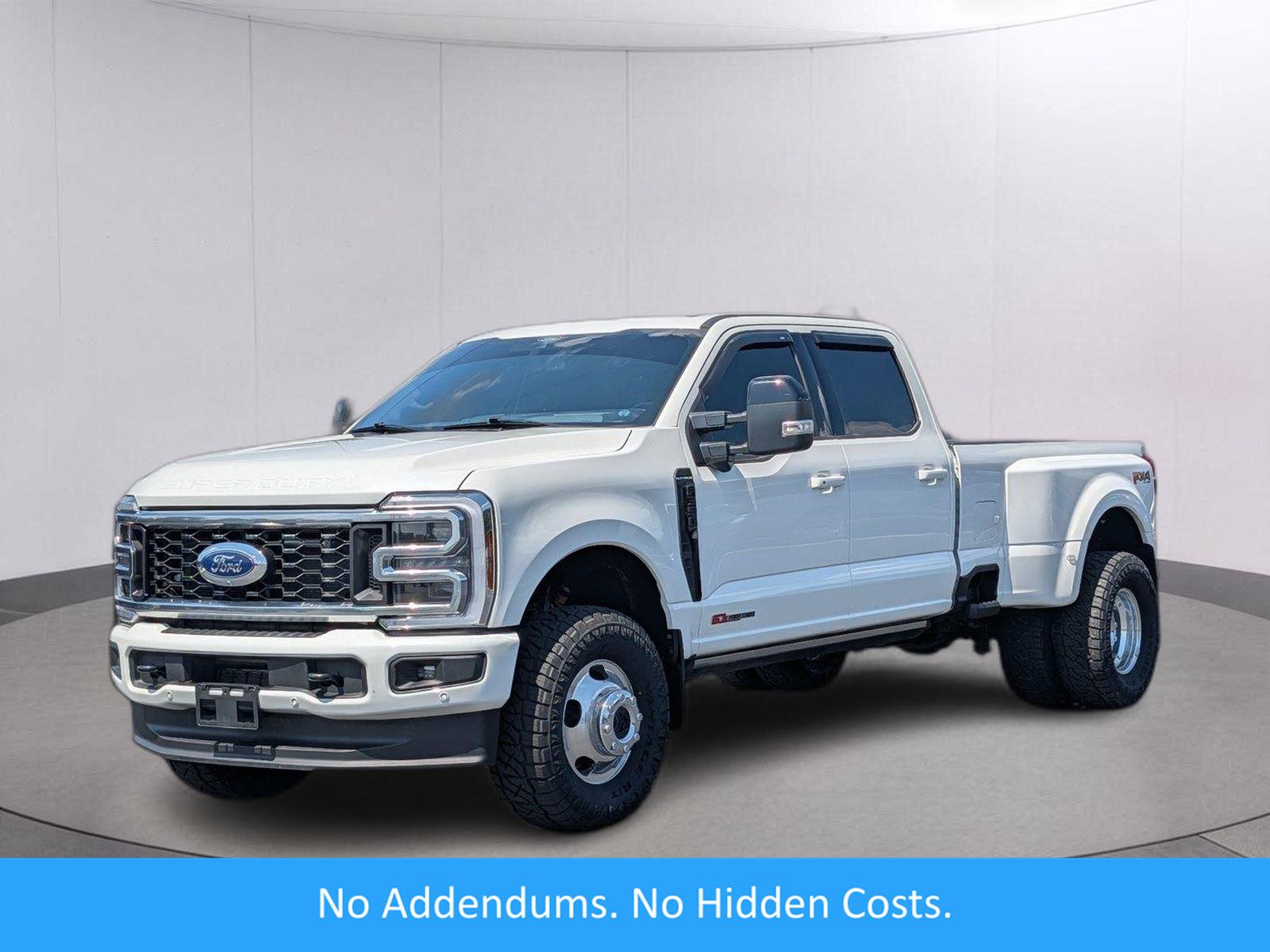 Star White Metallic Tri-Coat 2025 Ford F-350 Super Duty Pickup Truck Four-Wheel Drive Automatic