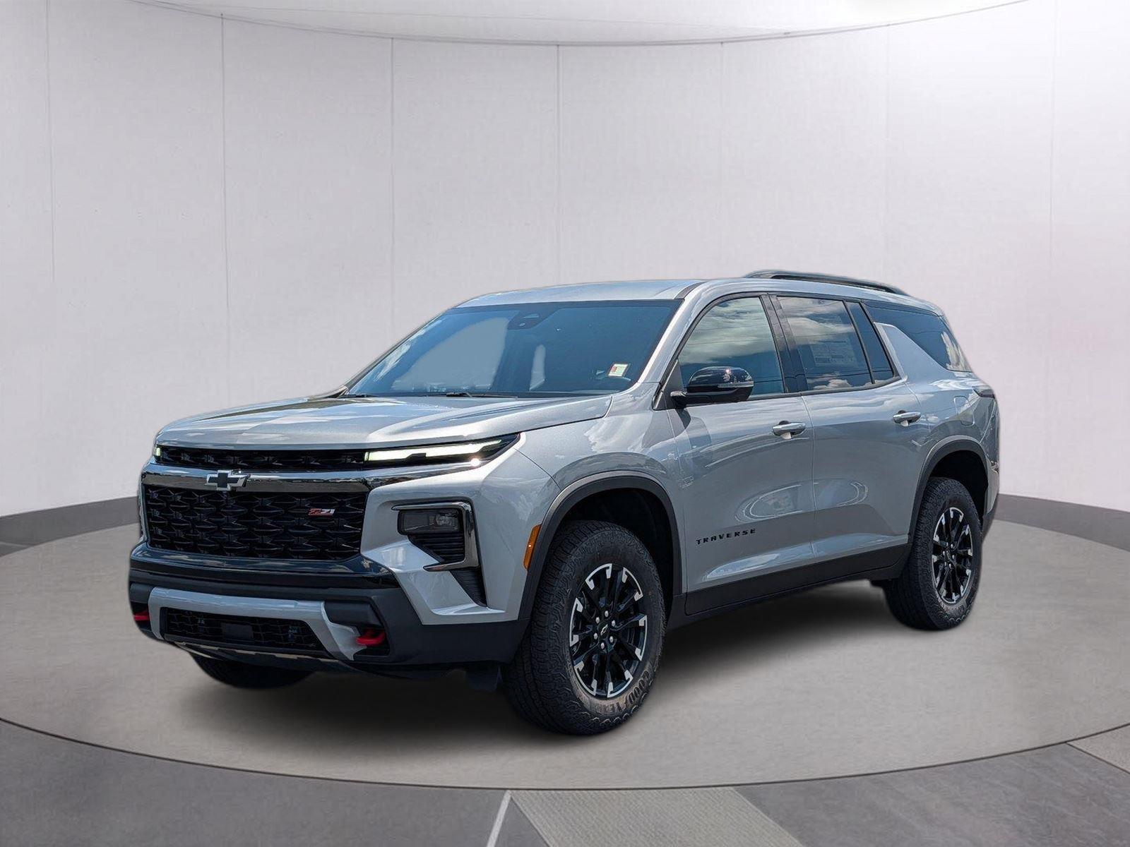 Sterling Gray Metallic 2026 Chevrolet Traverse SUV / Crossover Four-Wheel Drive 8-Speed Automatic