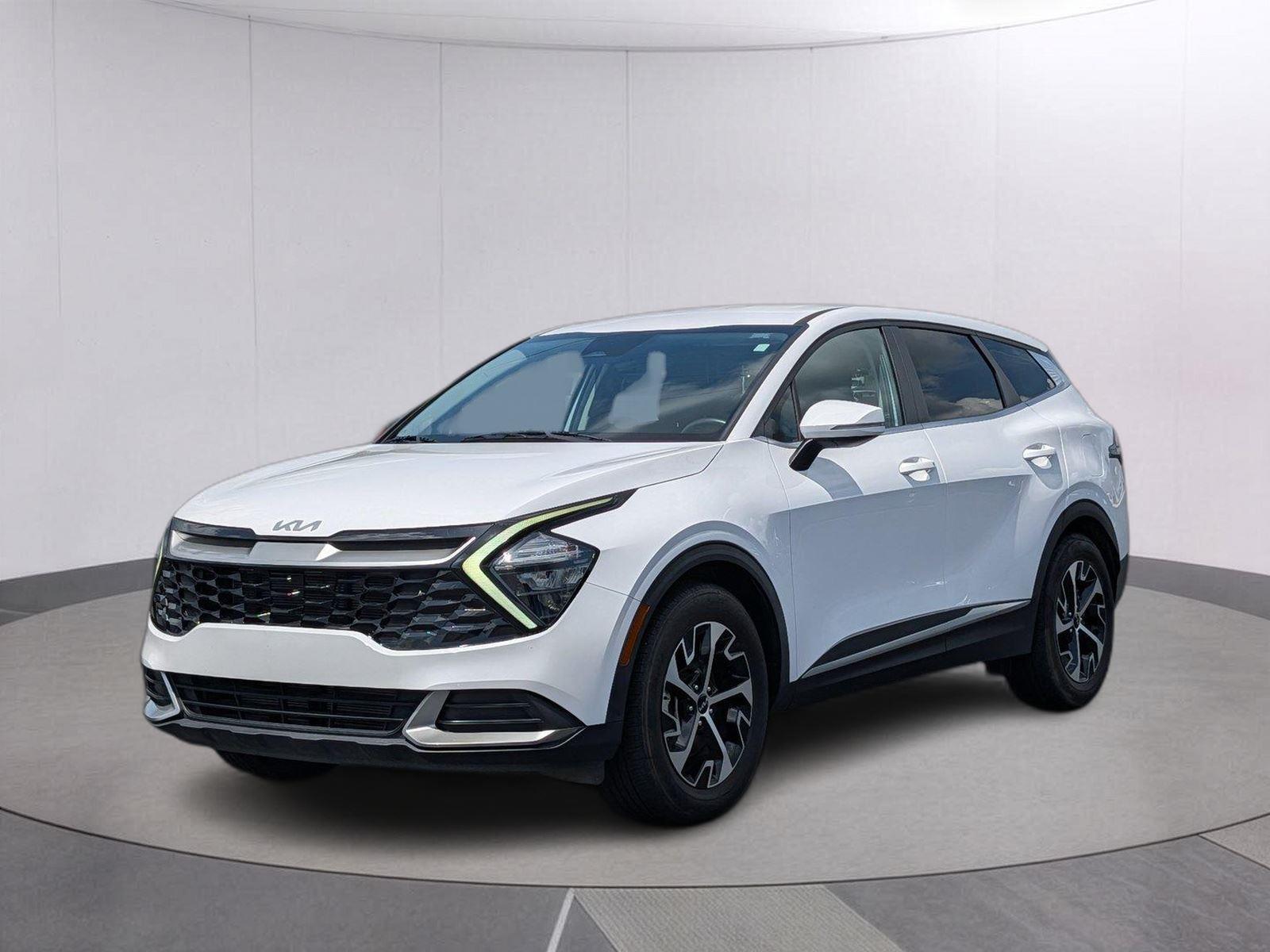 Glacial White Pearl 2023 Kia Sportage SUV / Crossover Front-Wheel Drive 8-Speed Automatic