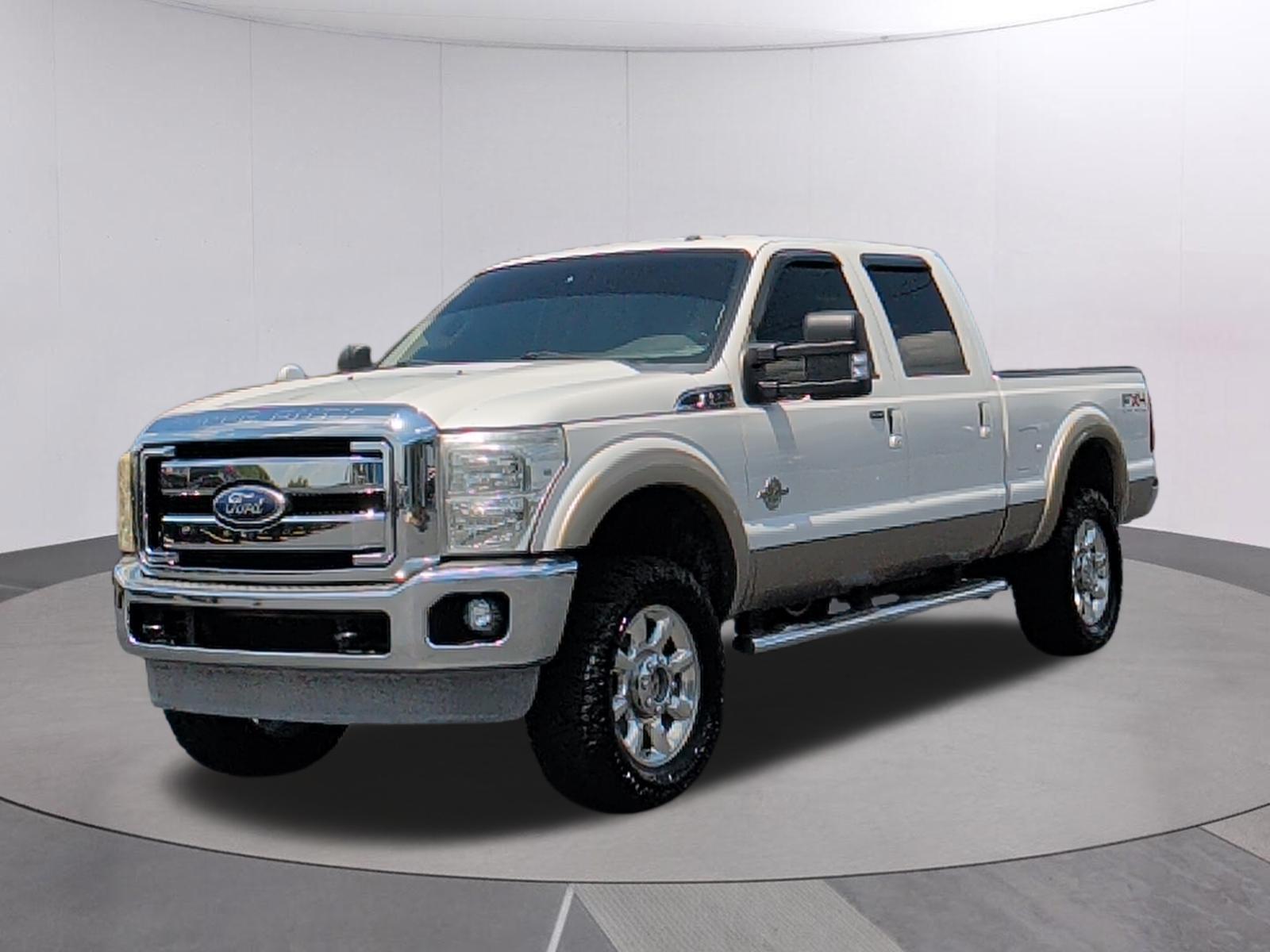  2011 Ford F-250 Super Duty Lariat Crew Cab 4WD   