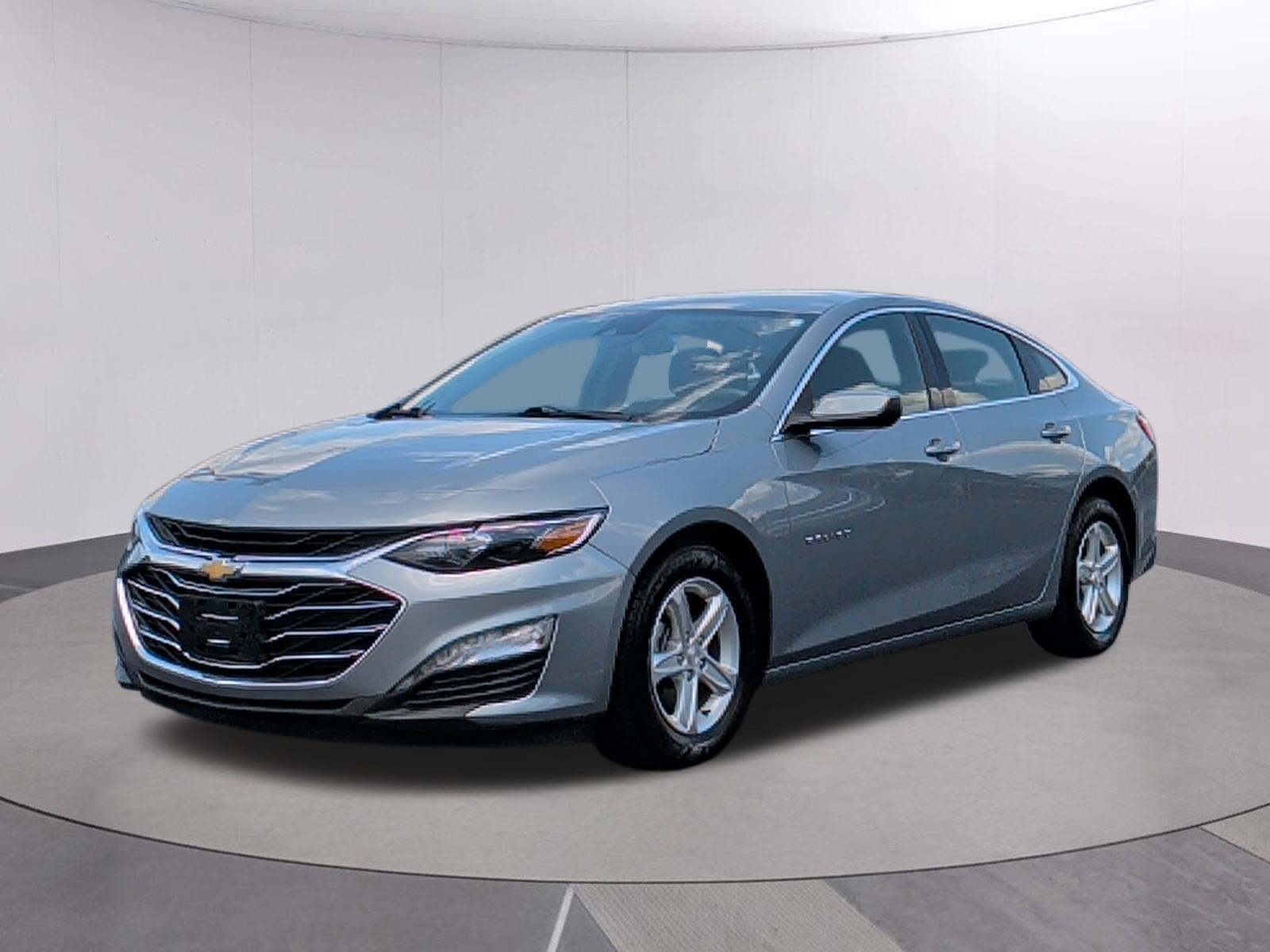 Sterling Gray Metallic 2023 Chevrolet Malibu Sedan Front-Wheel Drive Continuously Variable Transmission