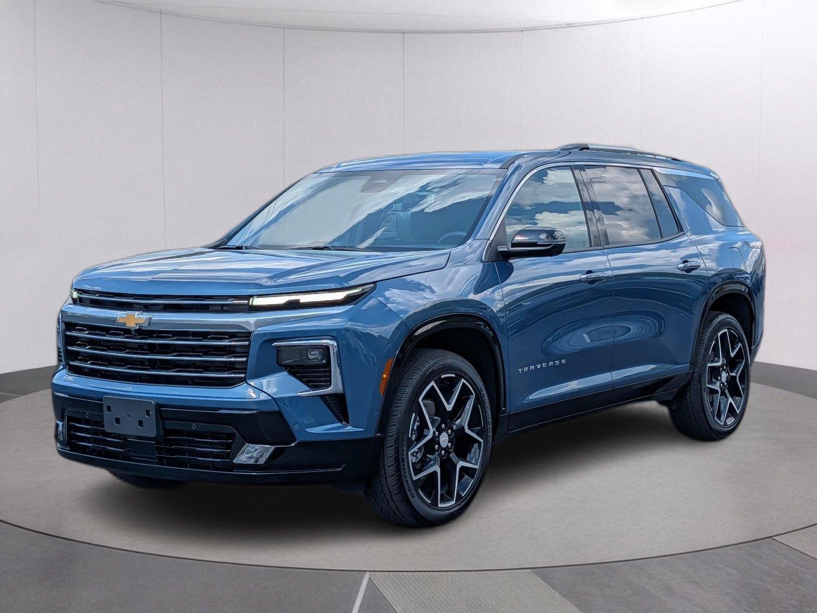 Lakeshore Blue Metallic 2026 Chevrolet Traverse SUV / Crossover Four-Wheel Drive 8-Speed Automatic