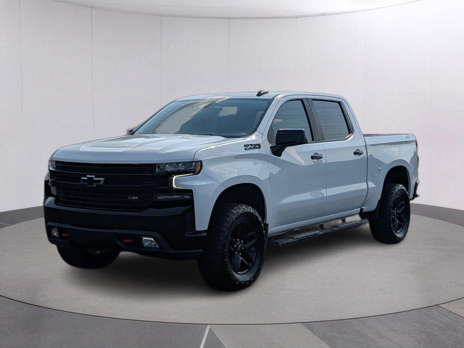 Summit White 2021 Chevrolet Silverado 1500 Pickup Truck Four-Wheel Drive Automatic