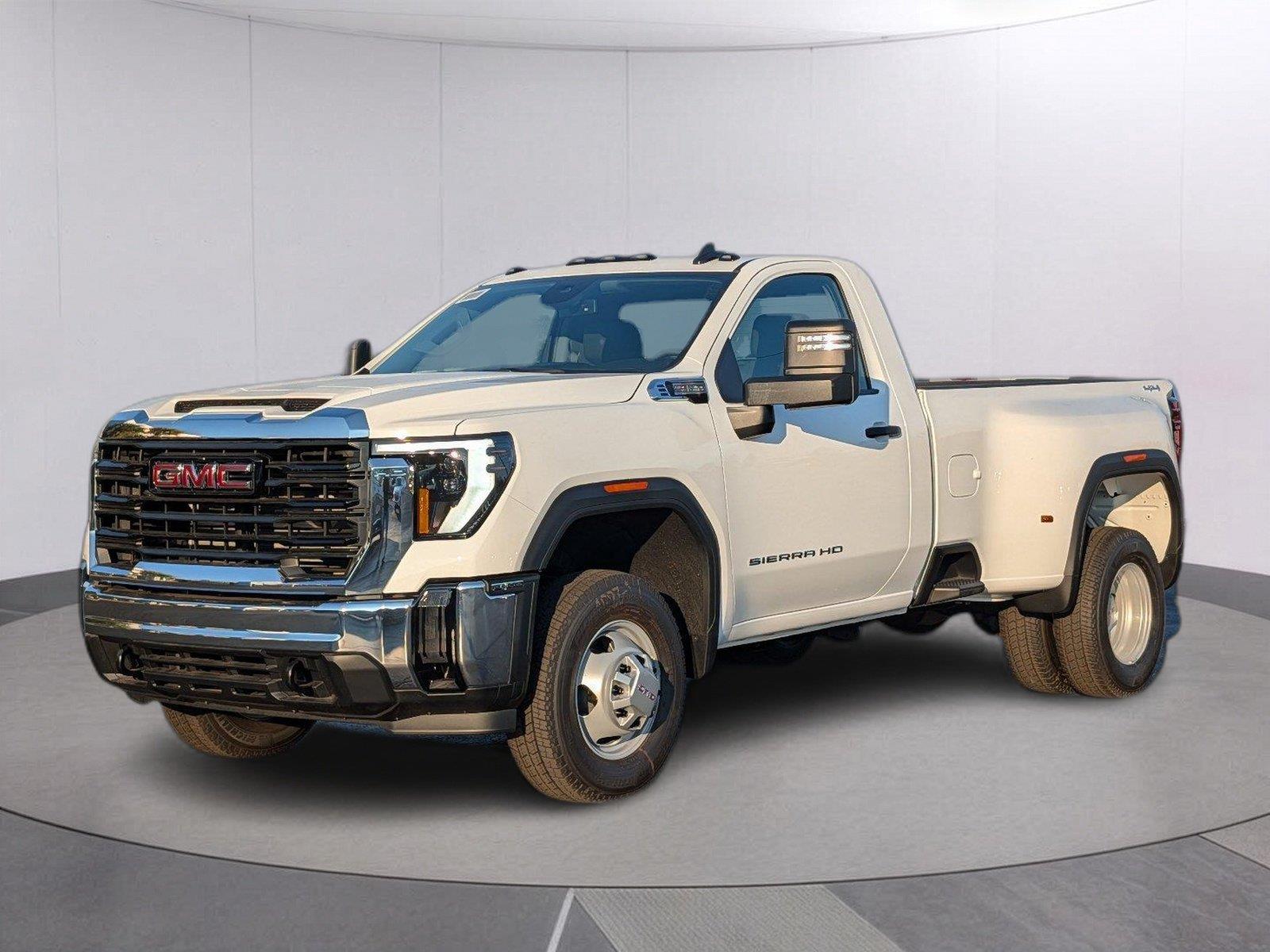Summit White 2026 GMC Sierra 3500HD Pickup Truck Four-Wheel Drive Automatic