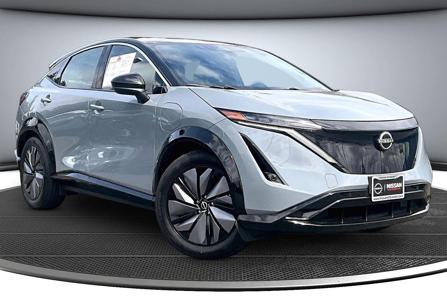 Boulder Gray Pearl/Black Diamond Pearl 2023 Nissan Ariya SUV / Crossover Front-Wheel Drive Automatic