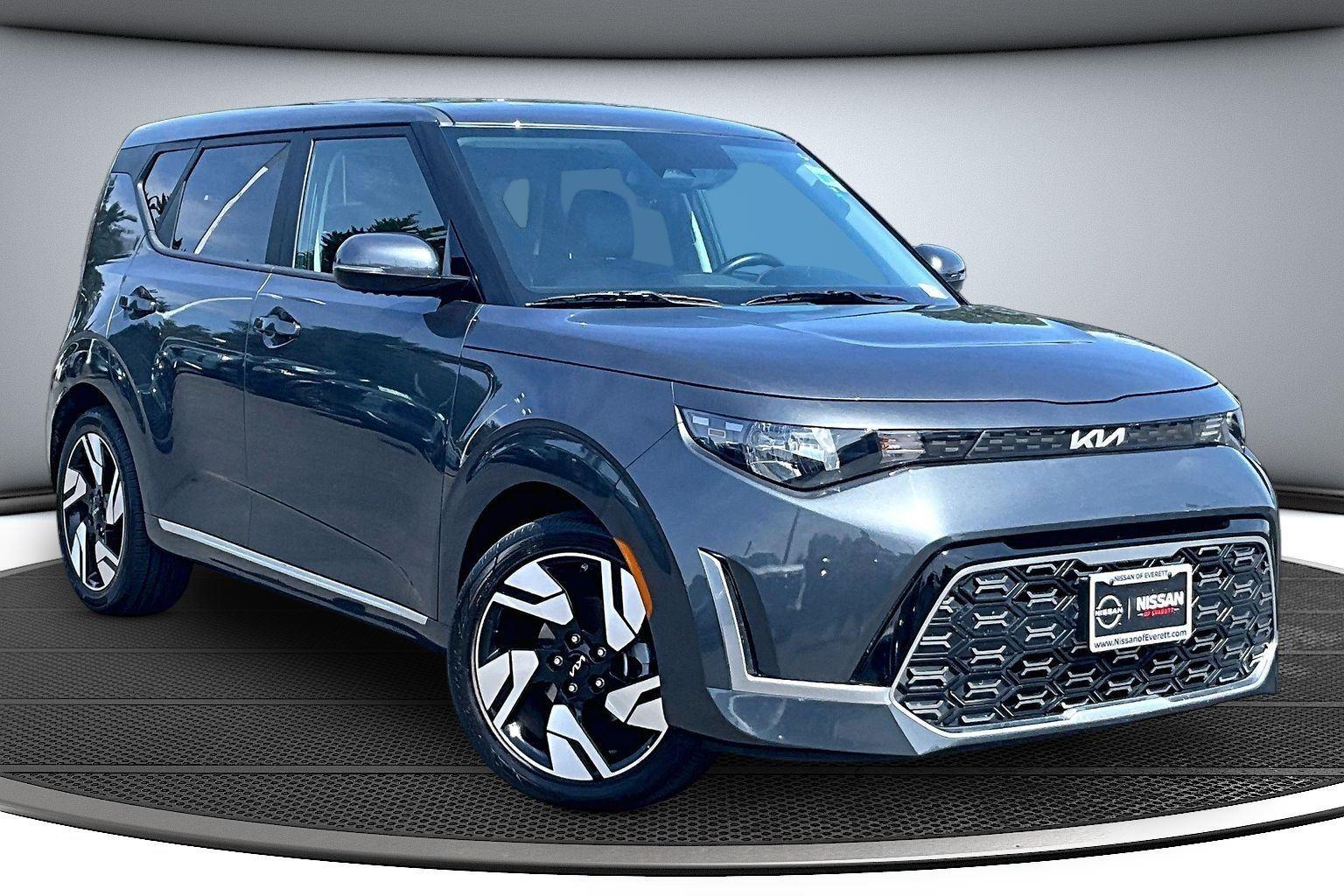 Gravity Gray 2023 Kia Soul SUV / Crossover Front-Wheel Drive Continuously Variable Transmission