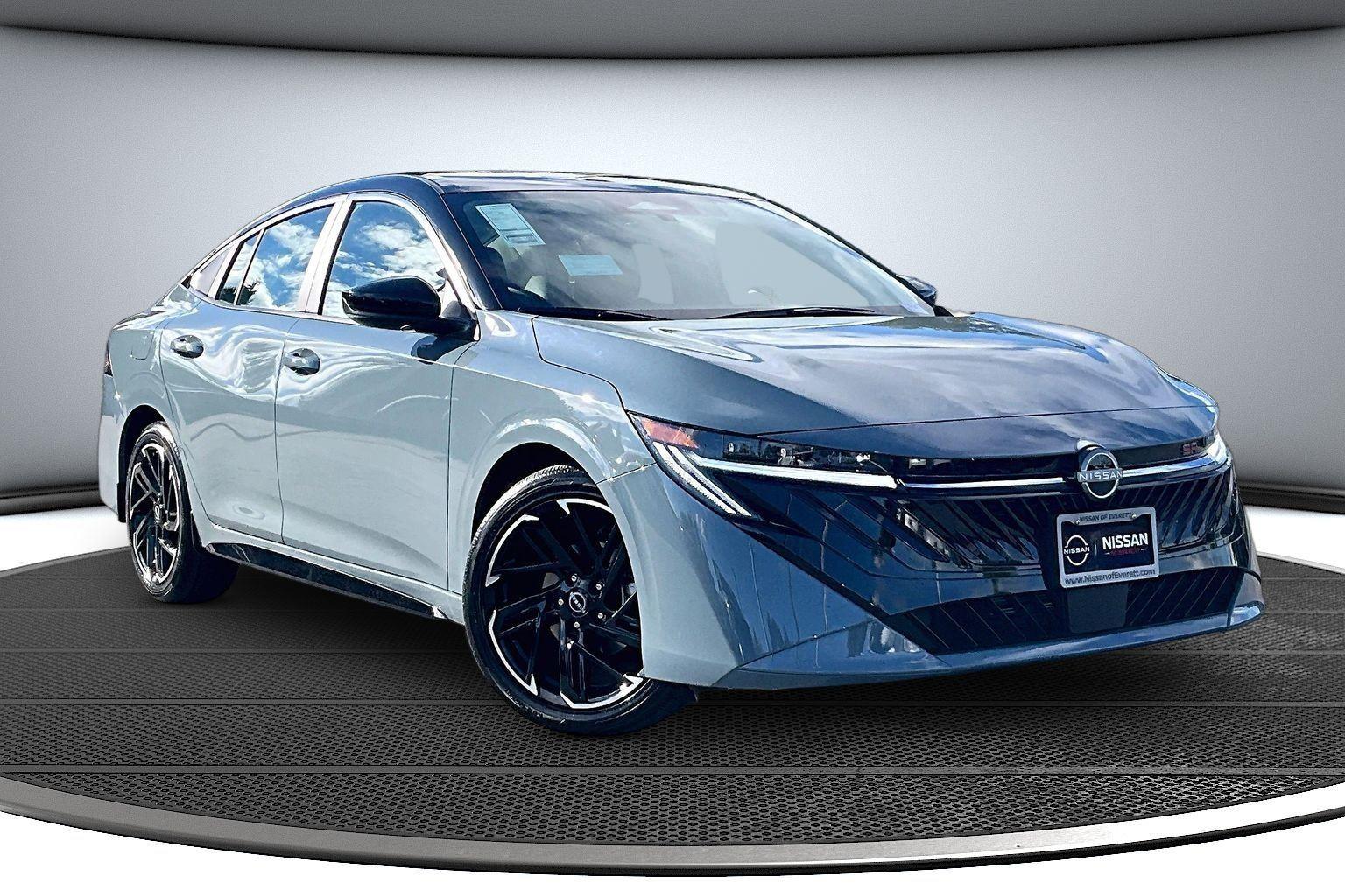 Atlantic Gray Metallic/Super Black 2026 Nissan Sentra Sedan Front-Wheel Drive Continuously Variable Transmission