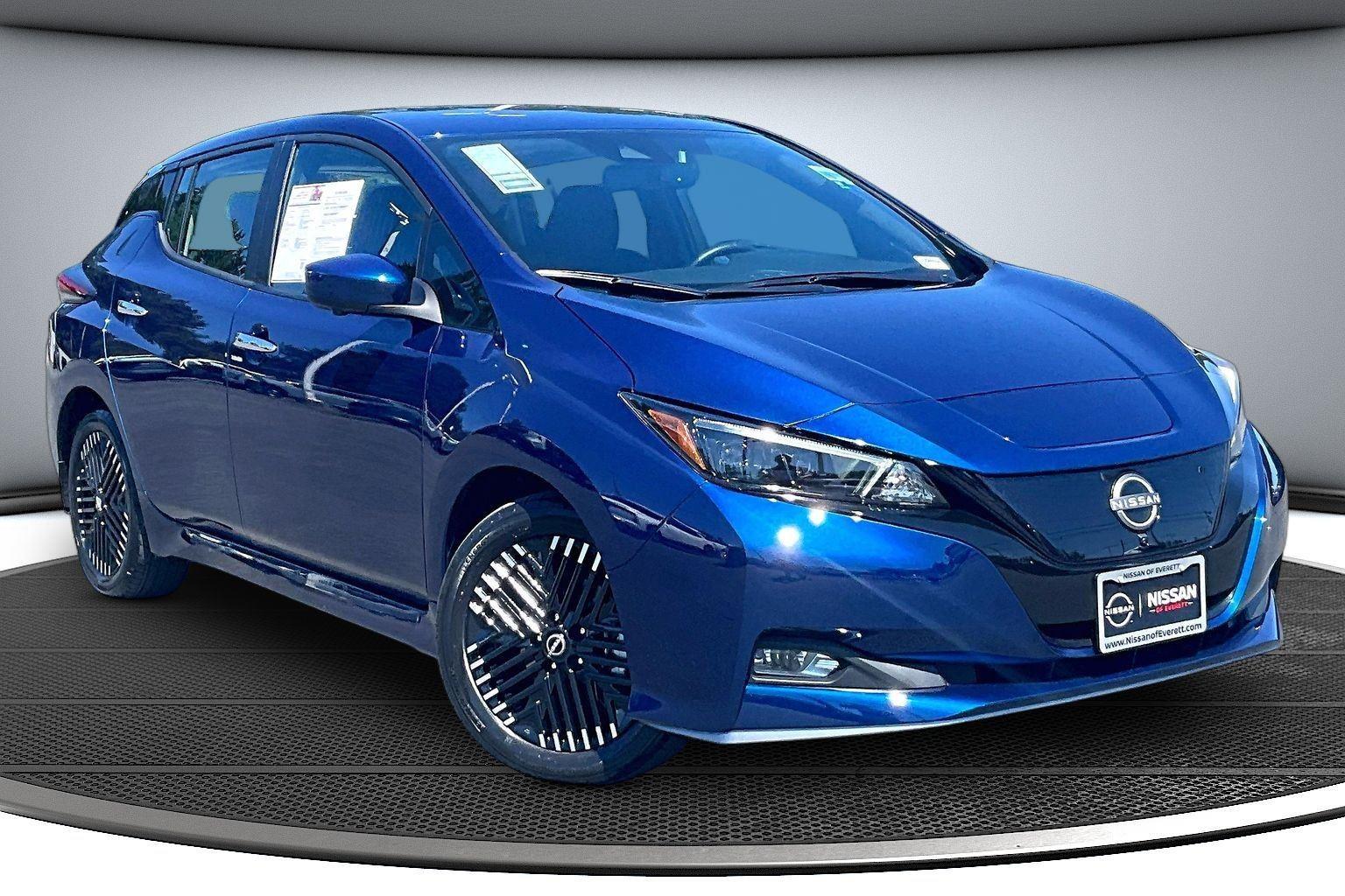 Deep Blue Pearl 2025 Nissan LEAF Hatchback Front-Wheel Drive Automatic