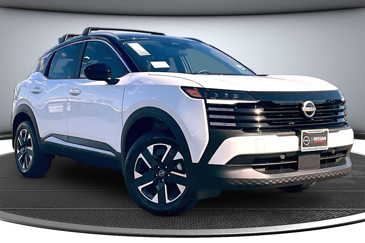 Aspen White Tricoat/Super Black 2026 Nissan Kicks SUV / Crossover All-Wheel Drive Continuously Variable Transmission