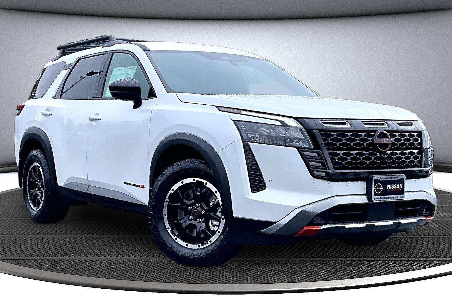 Everest White Pearl Tricoat 2026 Nissan Pathfinder SUV / Crossover All-Wheel Drive Automatic