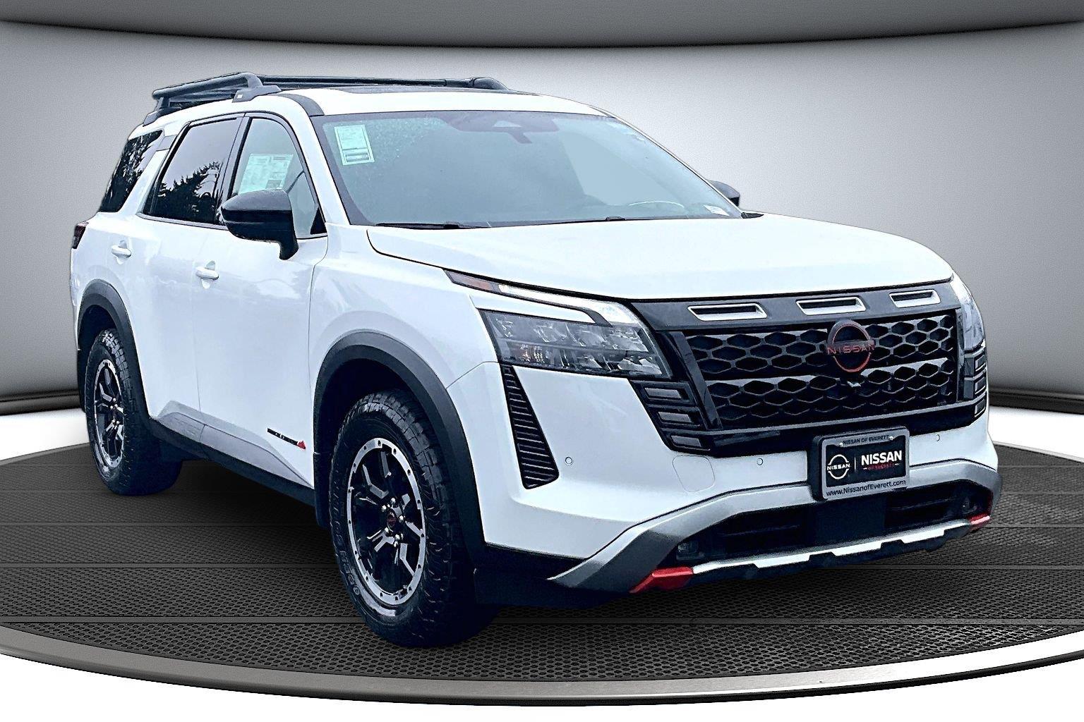 Everest White Pearl Tricoat 2026 Nissan Pathfinder SUV / Crossover All-Wheel Drive Automatic