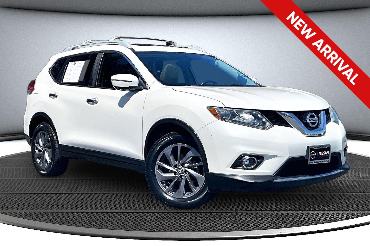 Pearl White 2016 Nissan Rogue SUV / Crossover Front-Wheel Drive Continuously Variable Transmission