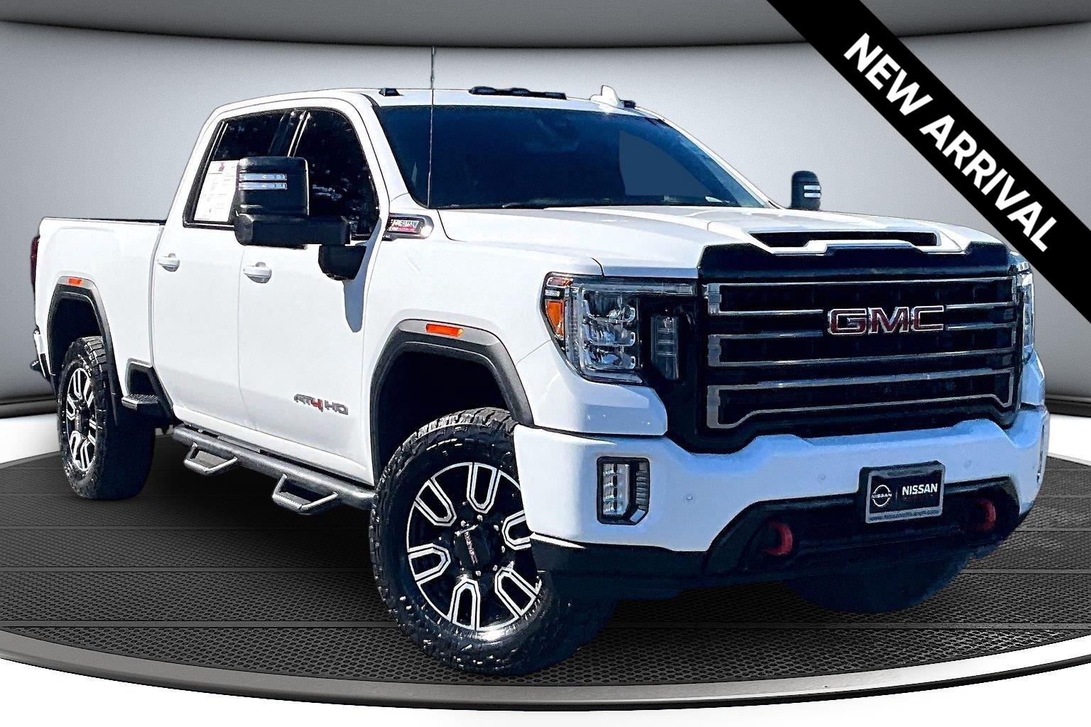 Summit White 2020 GMC Sierra 2500HD Pickup Truck Four-Wheel Drive Automatic