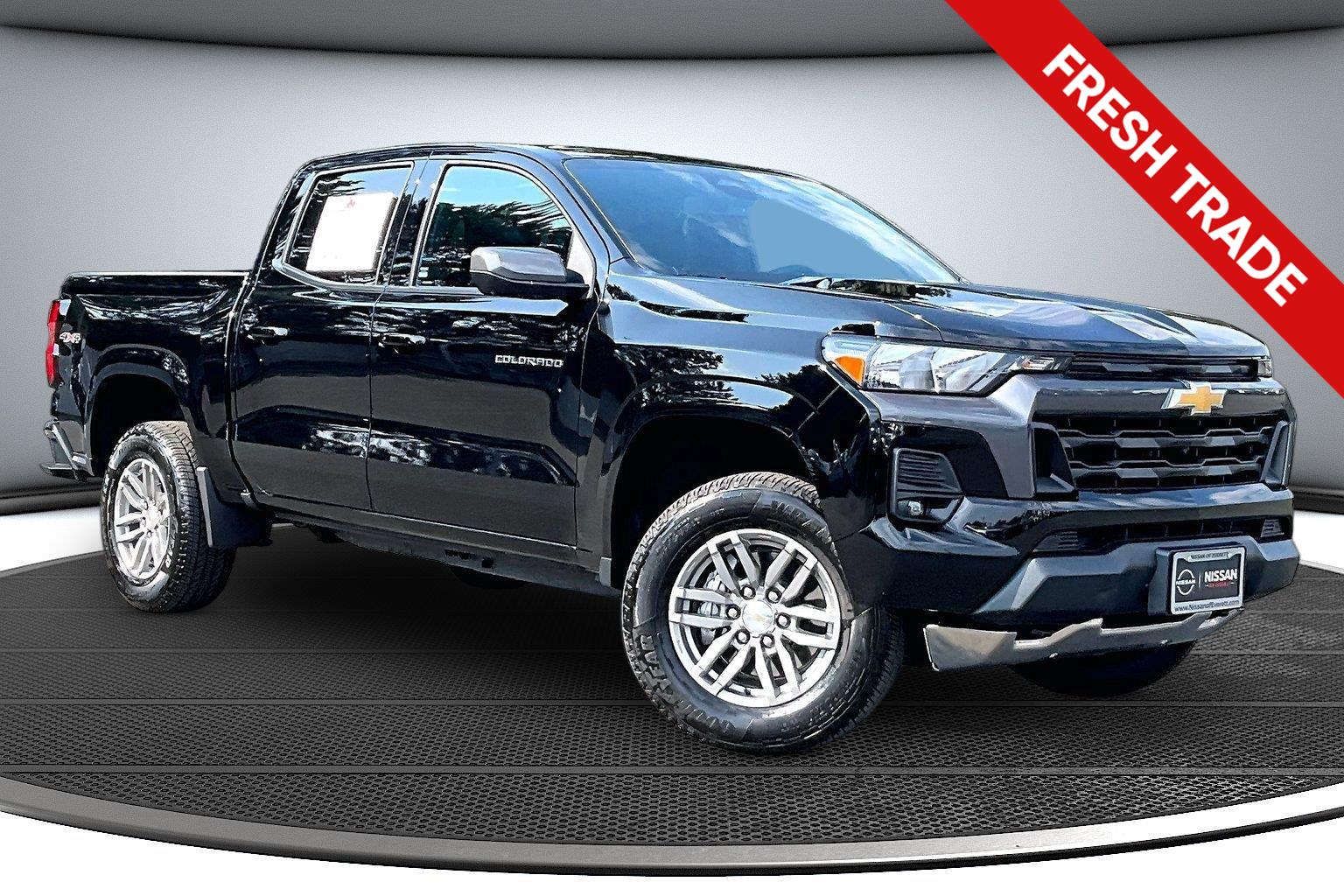 Black 2023 Chevrolet Colorado Pickup Truck Four-Wheel Drive 8-Speed Automatic