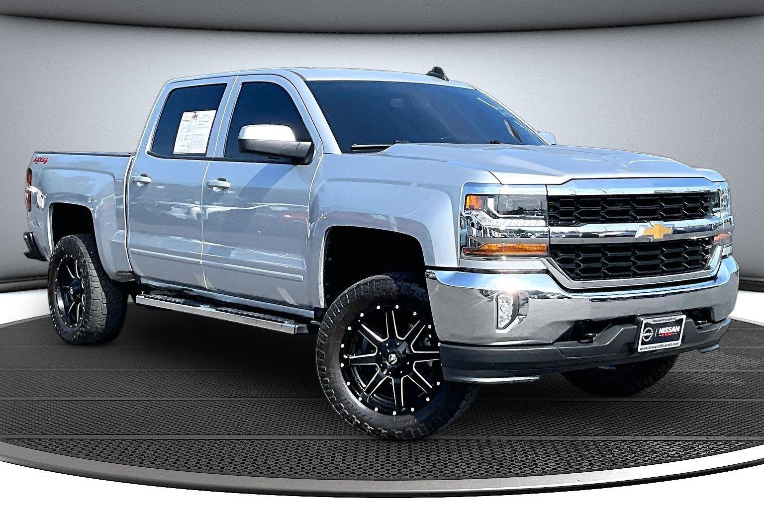 Silver Ice Metallic 2018 Chevrolet Silverado 1500 Pickup Truck Four-Wheel Drive 8-Speed Automatic