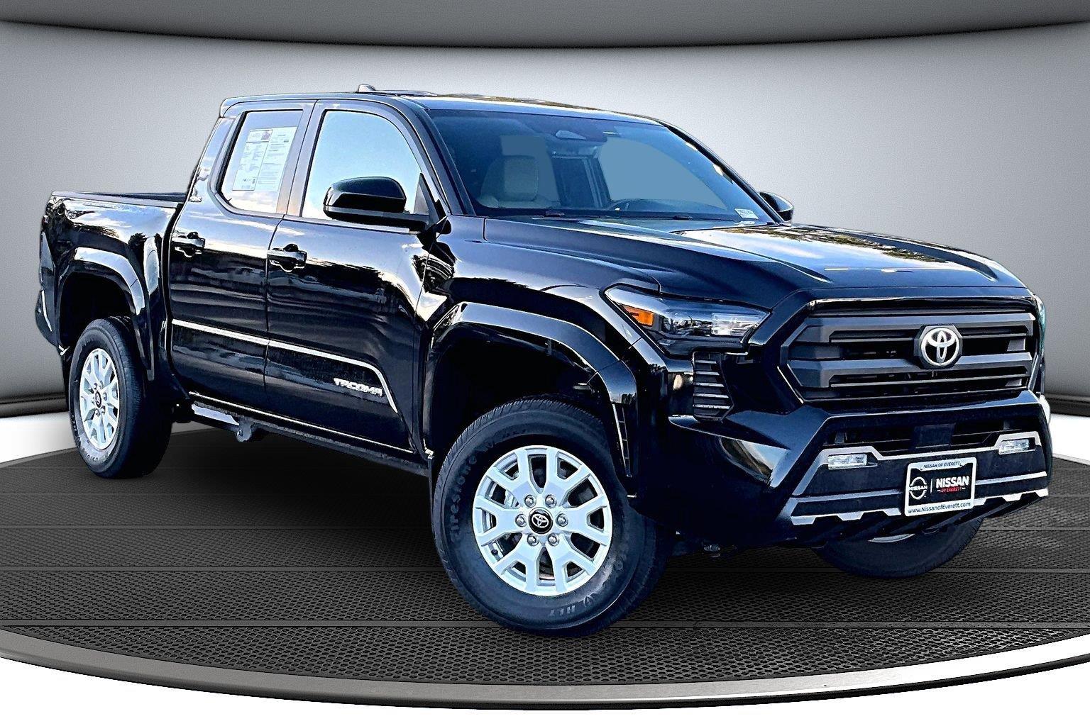  2024 Toyota Tacoma SR5 Double Cab 4WD   