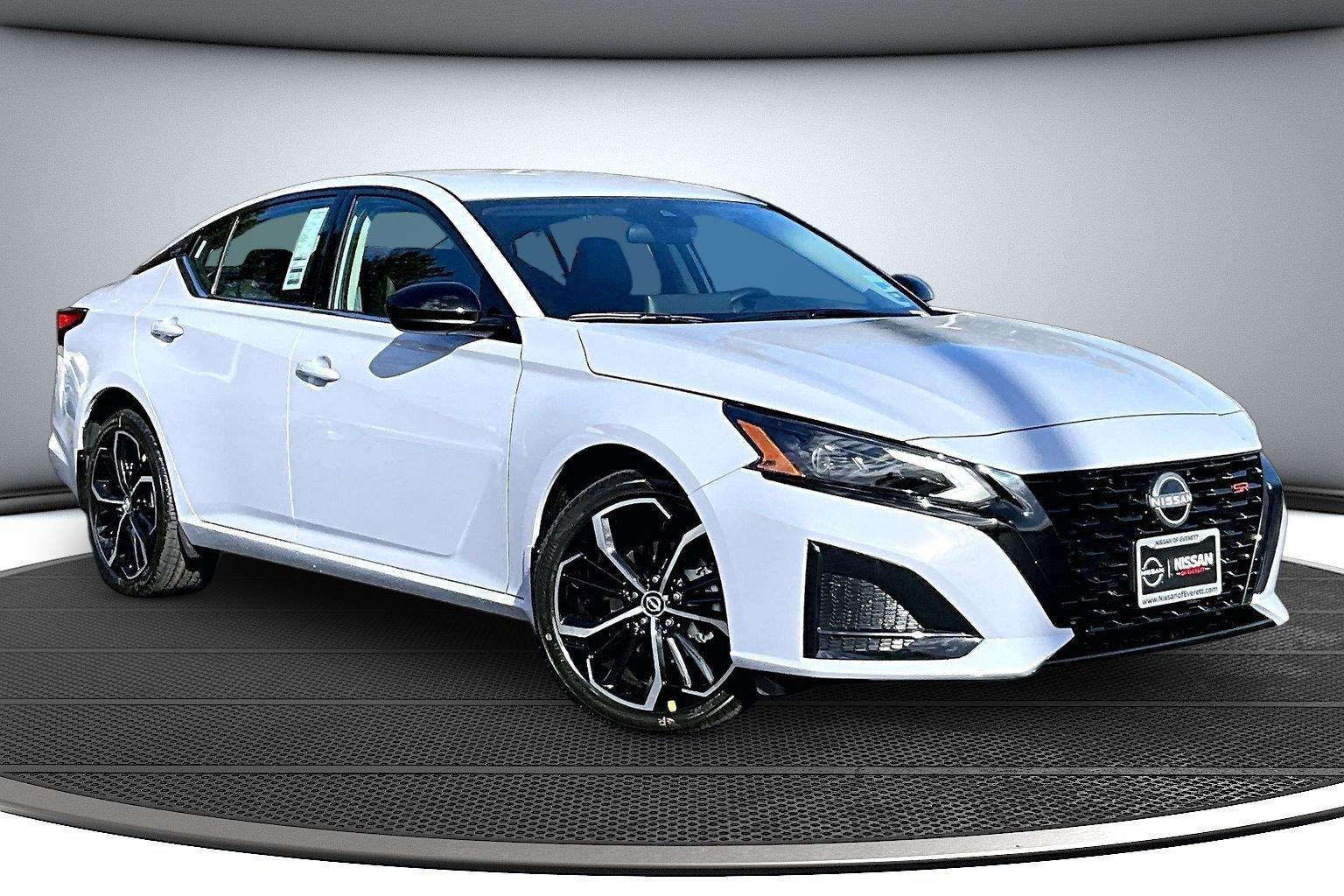 Gray Sky Pearl 2026 Nissan Altima Sedan All-Wheel Drive Continuously Variable Transmission