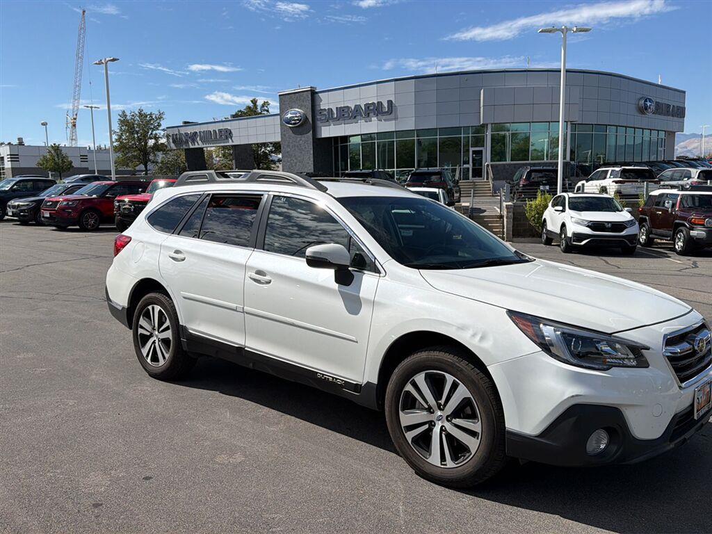 Crystal White Pearl 2019 Subaru Outback Wagon All-Wheel Drive Continuously Variable Transmission