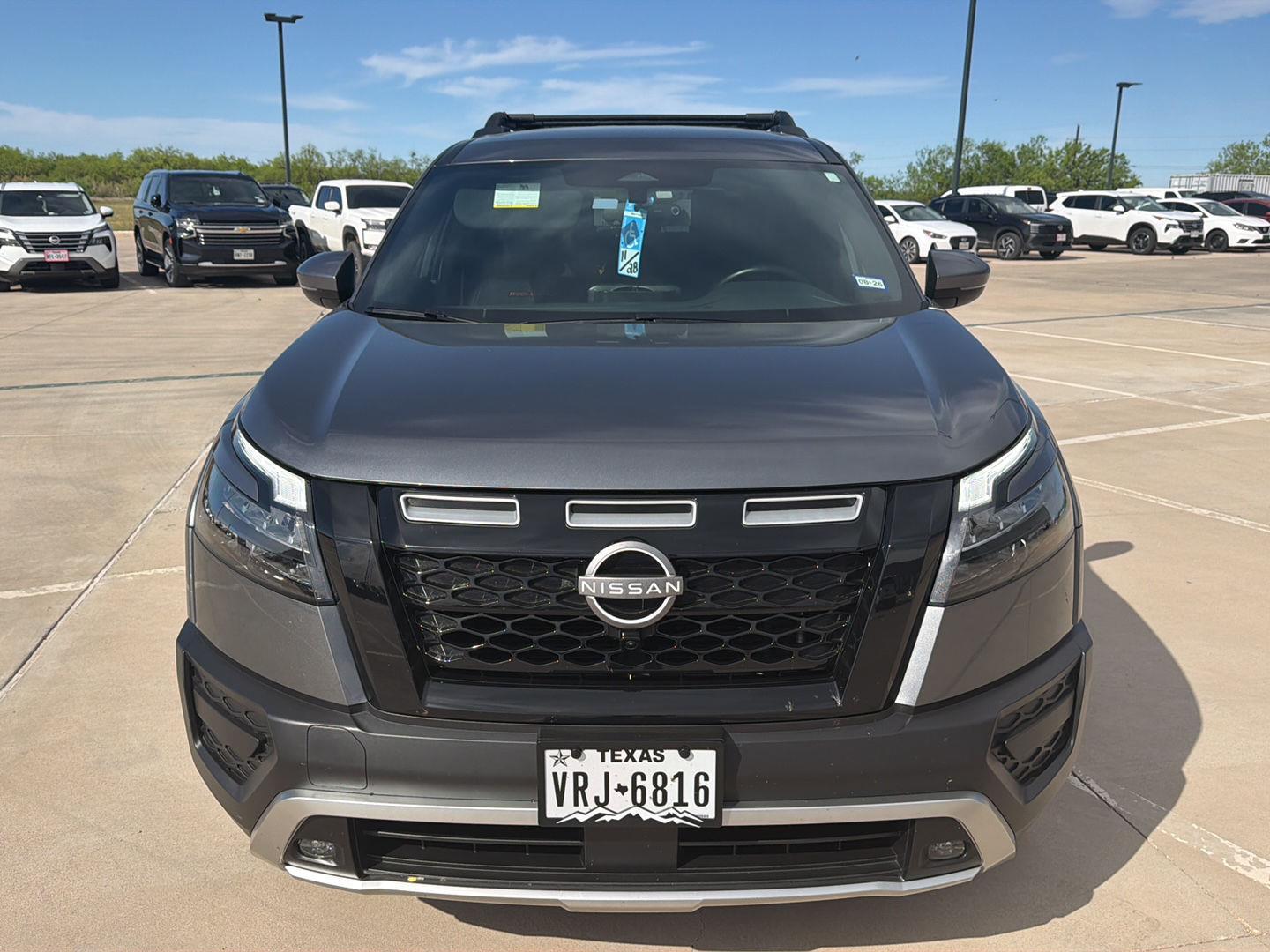 View vehicle photo 2