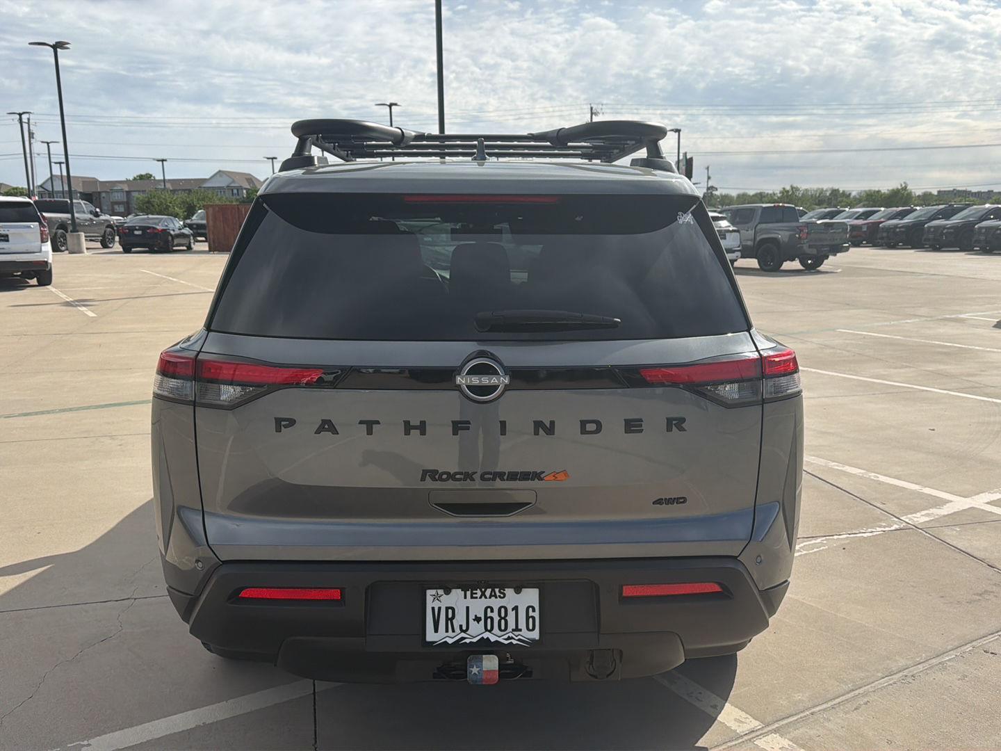 View vehicle photo 5