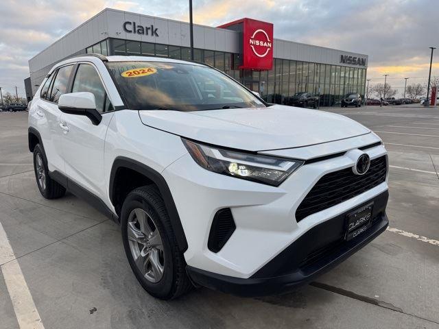 2024 Toyota RAV4 XLE FWD