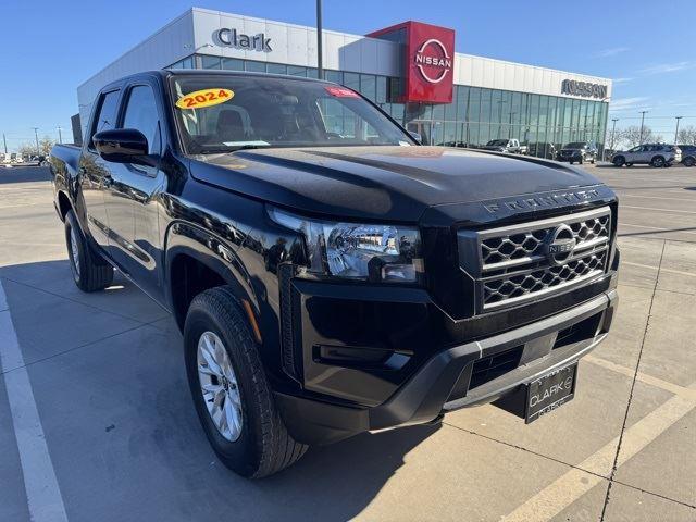 2024 Nissan Frontier SV Crew Cab 4WD