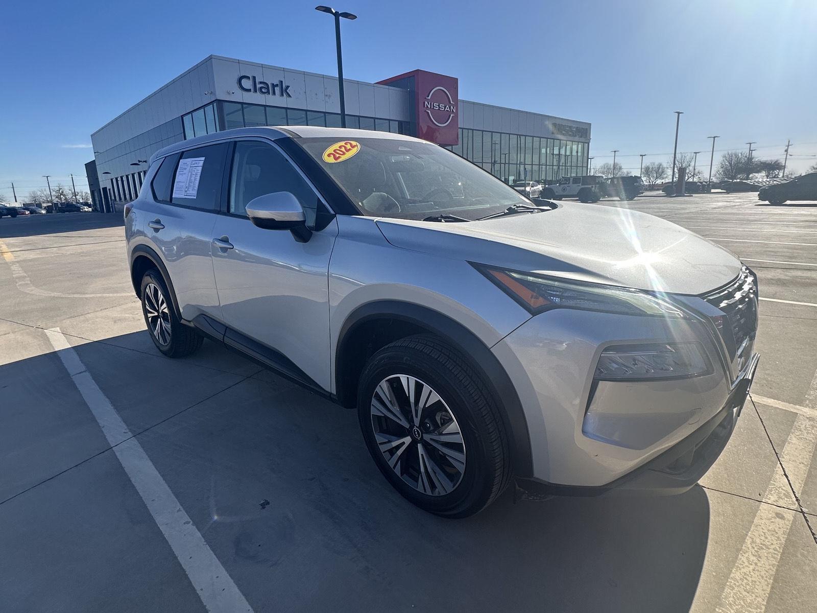 2022 Nissan Rogue SV FWD