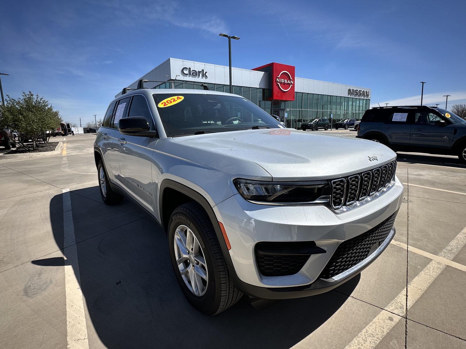 2024 Jeep Grand Cherokee Laredo X 4WD