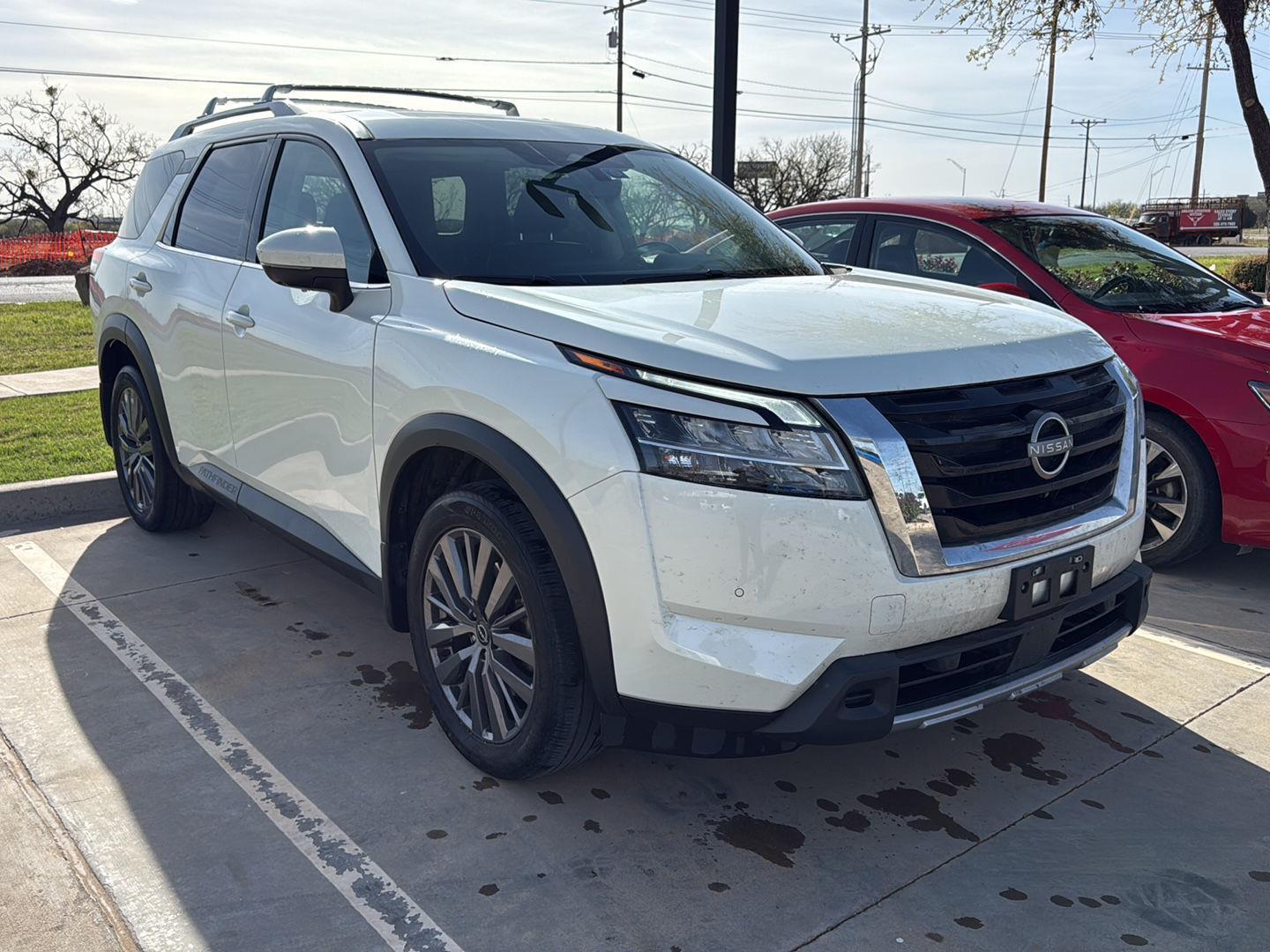 2024 Nissan Pathfinder SL FWD