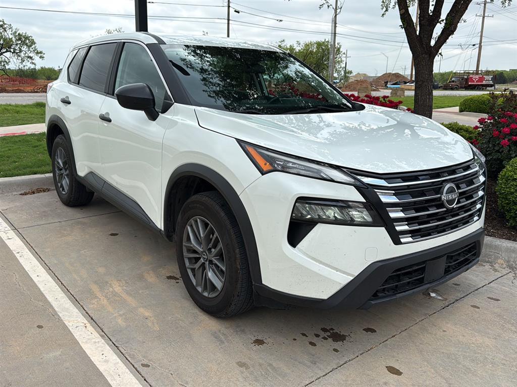 Glacier White 2024 Nissan Rogue S FWD SUV / Crossover Front-Wheel Drive Continuously Variable Transmission