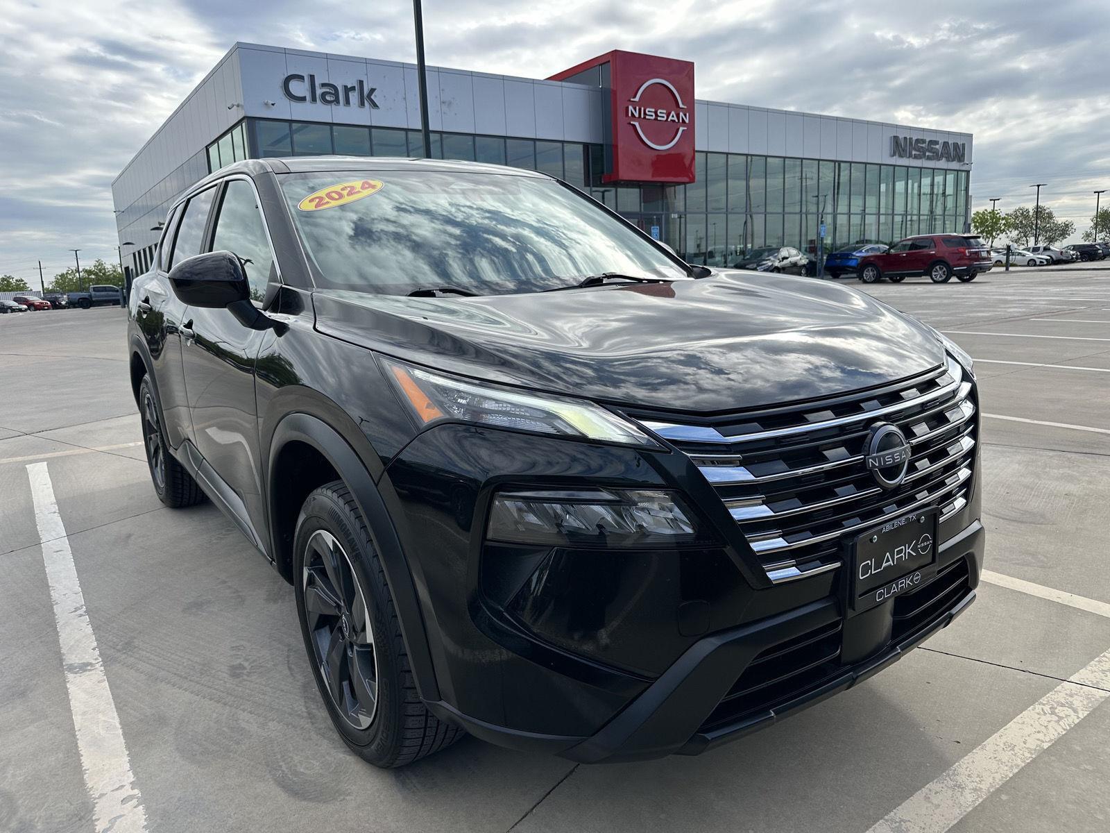 Super Black 2024 Nissan Rogue SV FWD SUV / Crossover Front-Wheel Drive Continuously Variable Transmission