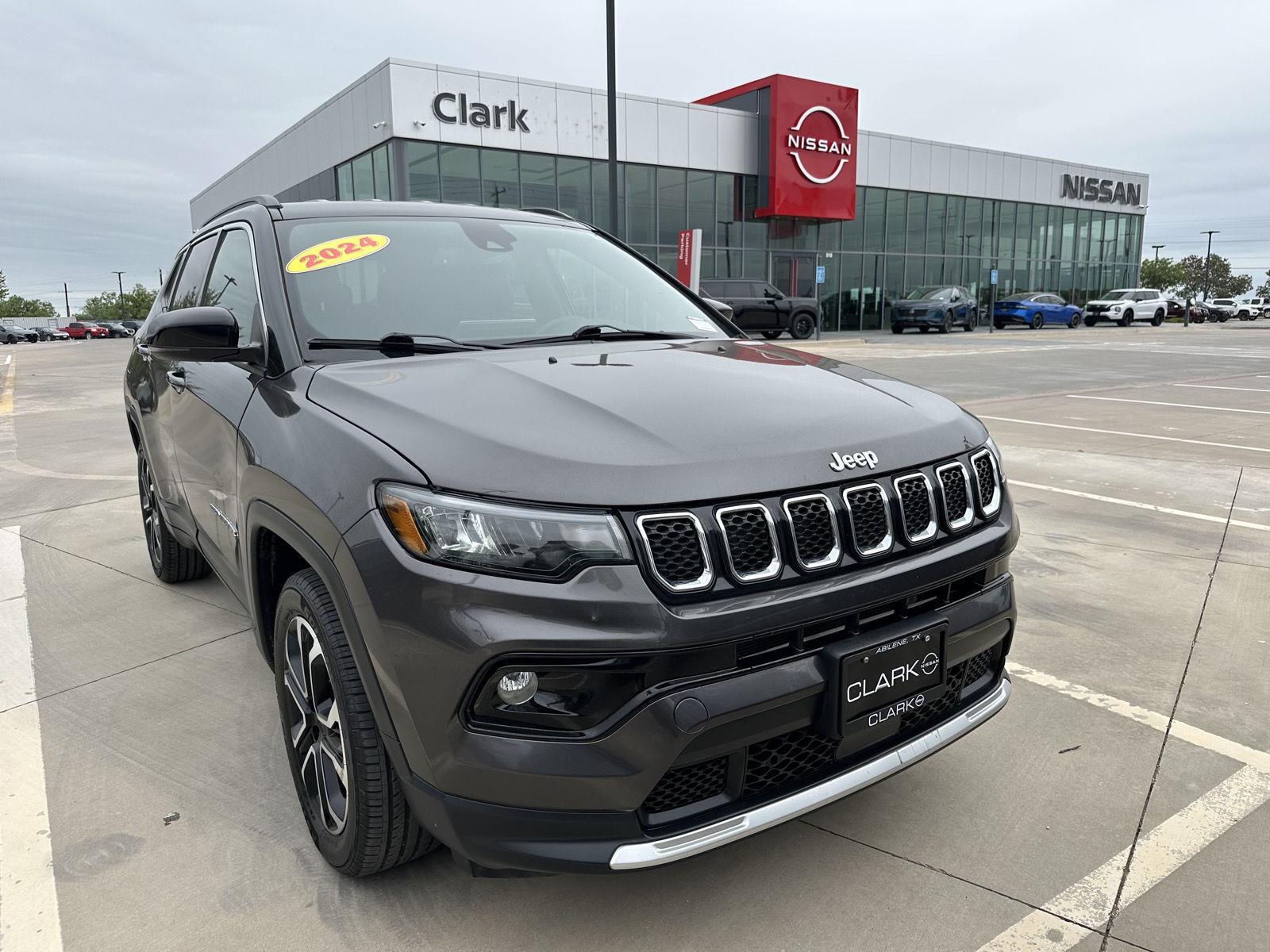 Diamond Black Crystal Pearlcoat 2024 Jeep Compass Limited 4WD SUV / Crossover Four-Wheel Drive 8-Speed Automatic