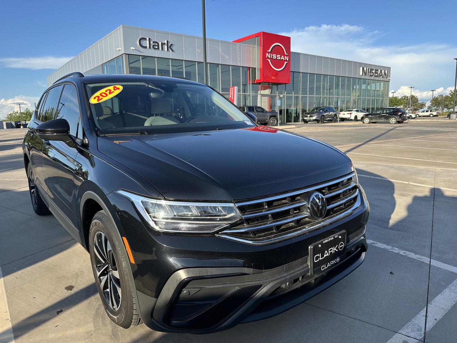 Deep Black Pearl 2024 Volkswagen Tiguan S FWD SUV / Crossover Front-Wheel Drive Automatic