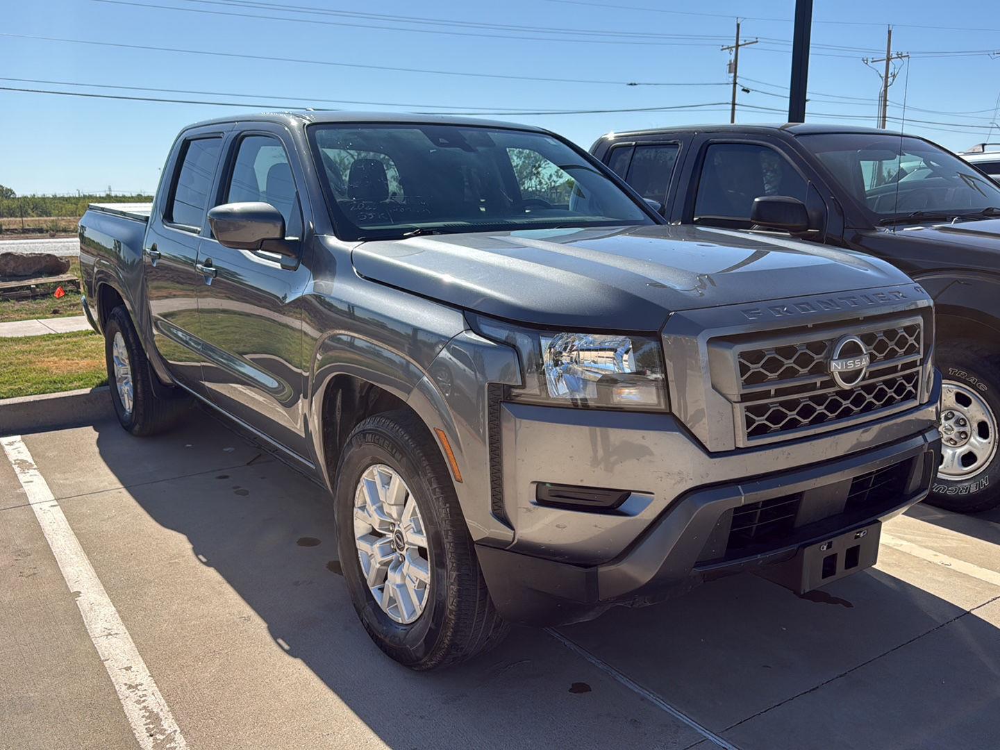 Gray (Gun Metallic) 2023 Nissan Frontier Pickup Truck 4X2 Automatic
